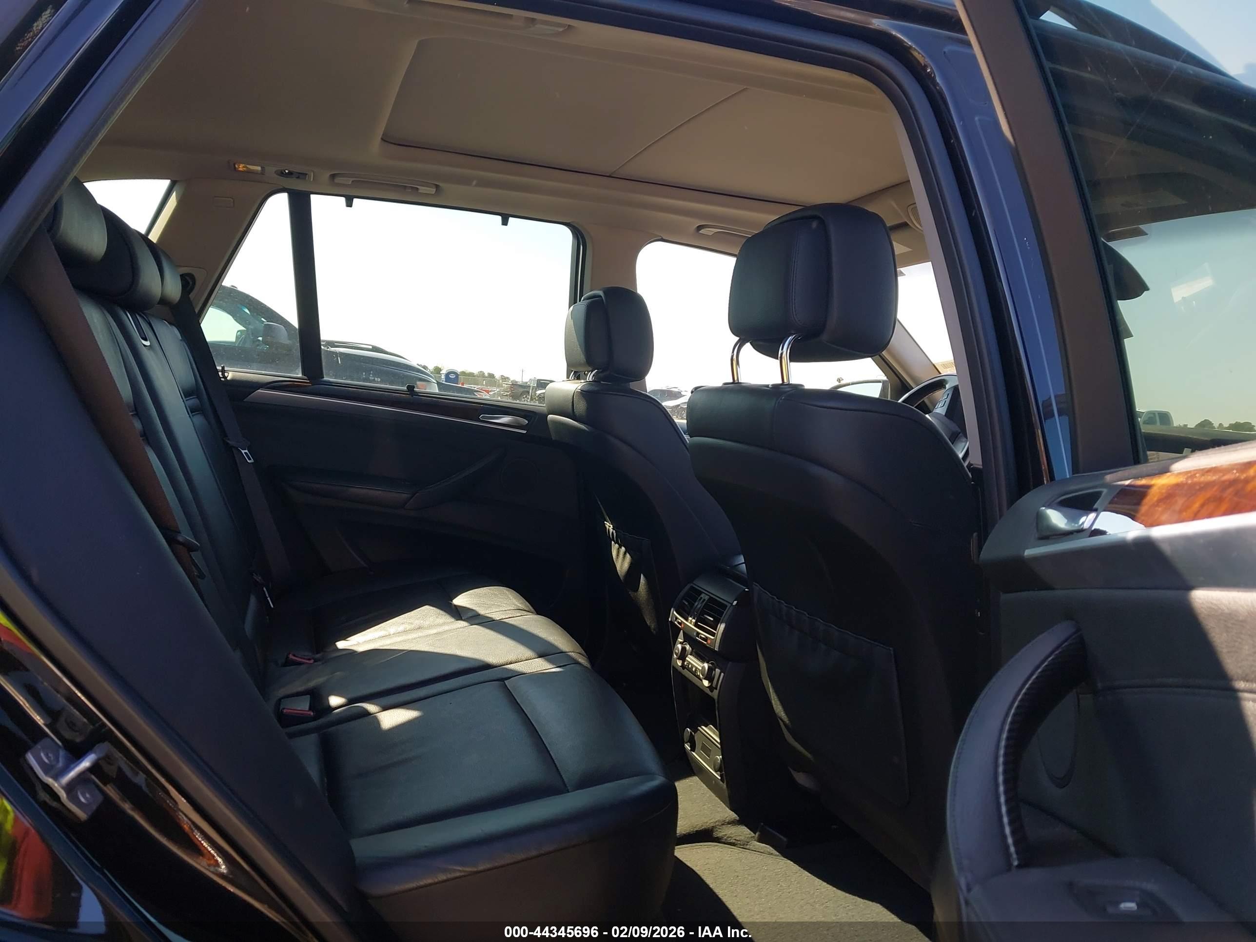 BMW X5 image 8