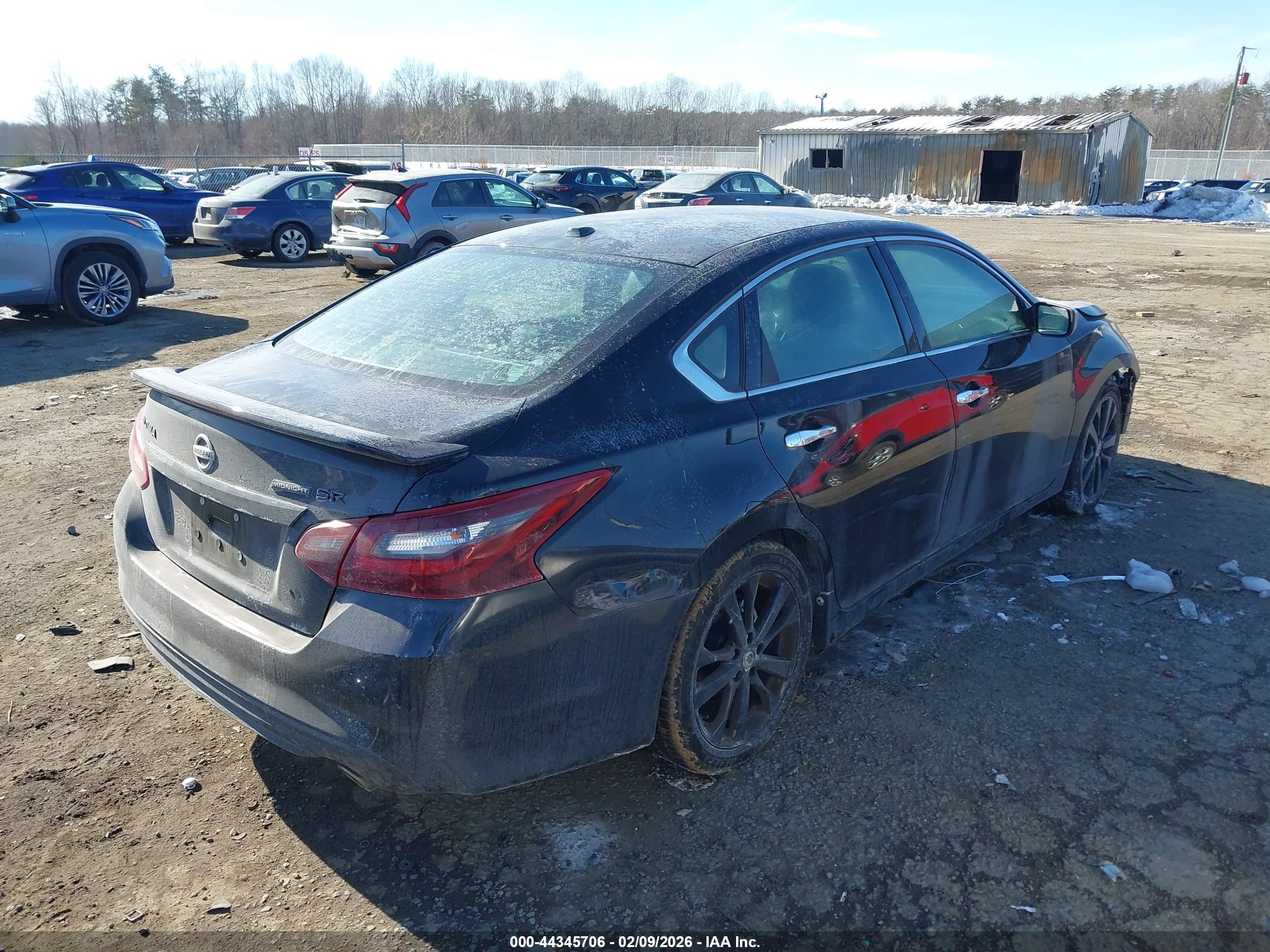 NISSAN ALTIMA image 4