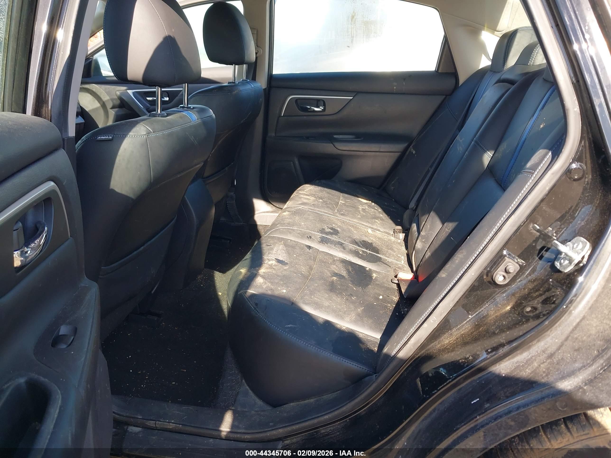 NISSAN ALTIMA image 8
