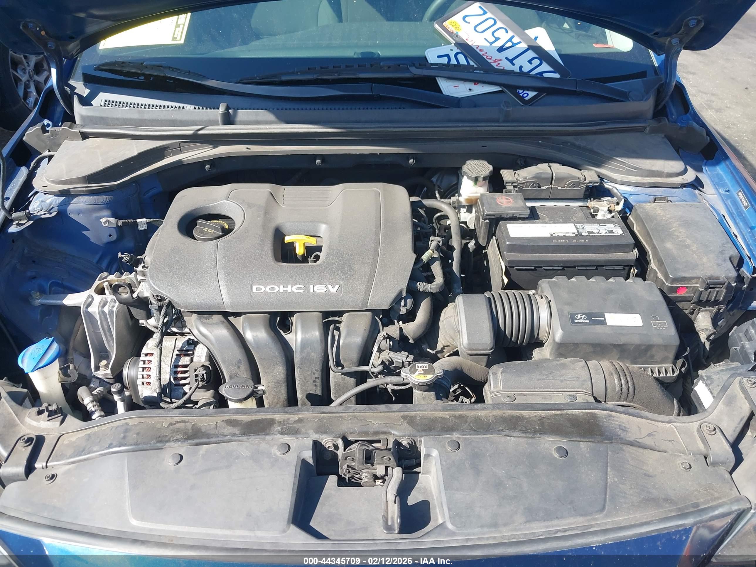 HYUNDAI ELANTRA image 10