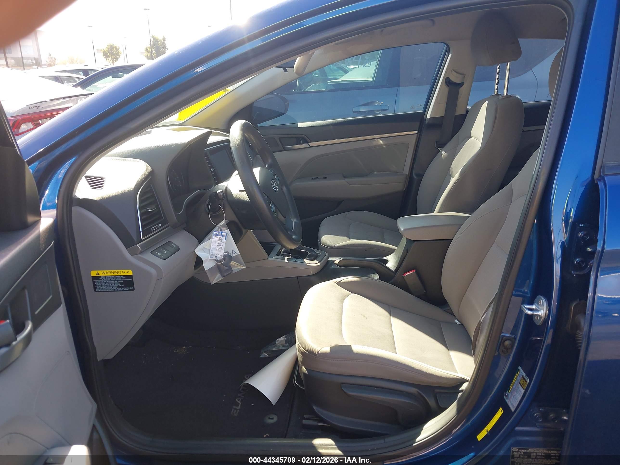 HYUNDAI ELANTRA image 5