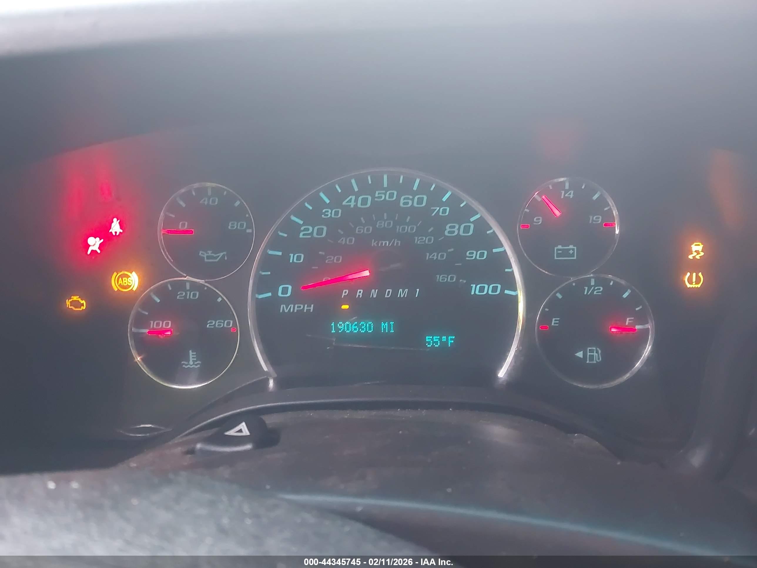 CHEVROLET EXPRESS image 7