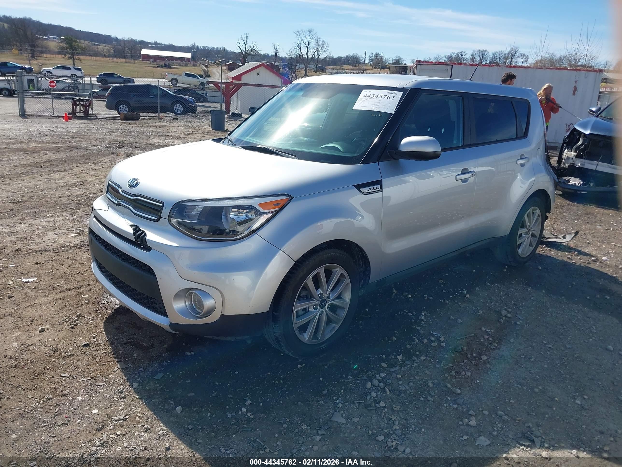 KIA SOUL image 2