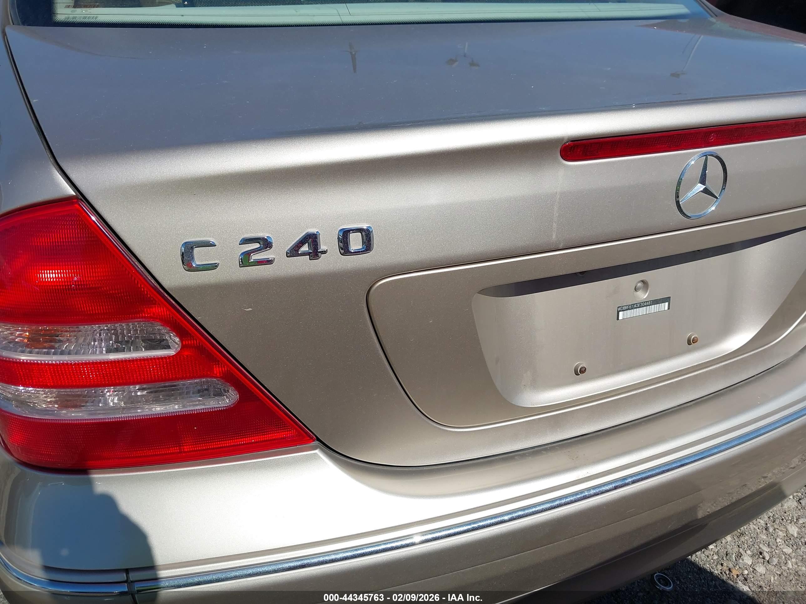 MERCEDES-BENZ C image 6