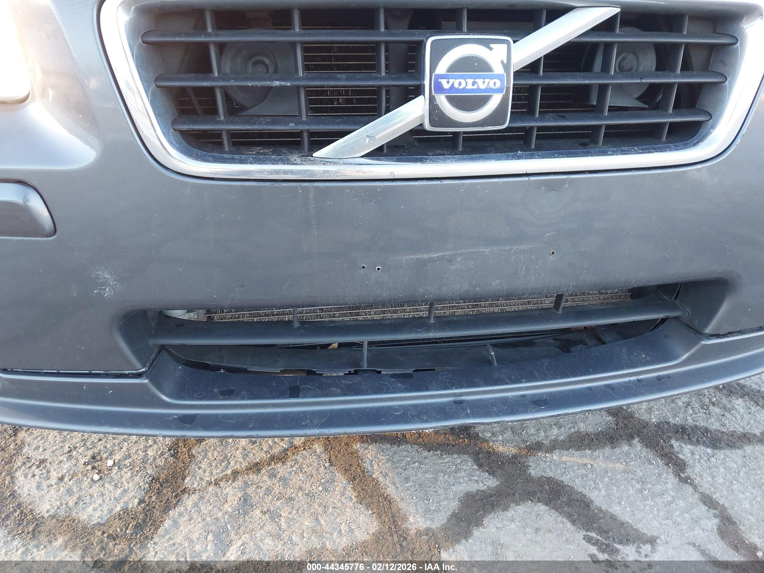 VOLVO S60 image 6
