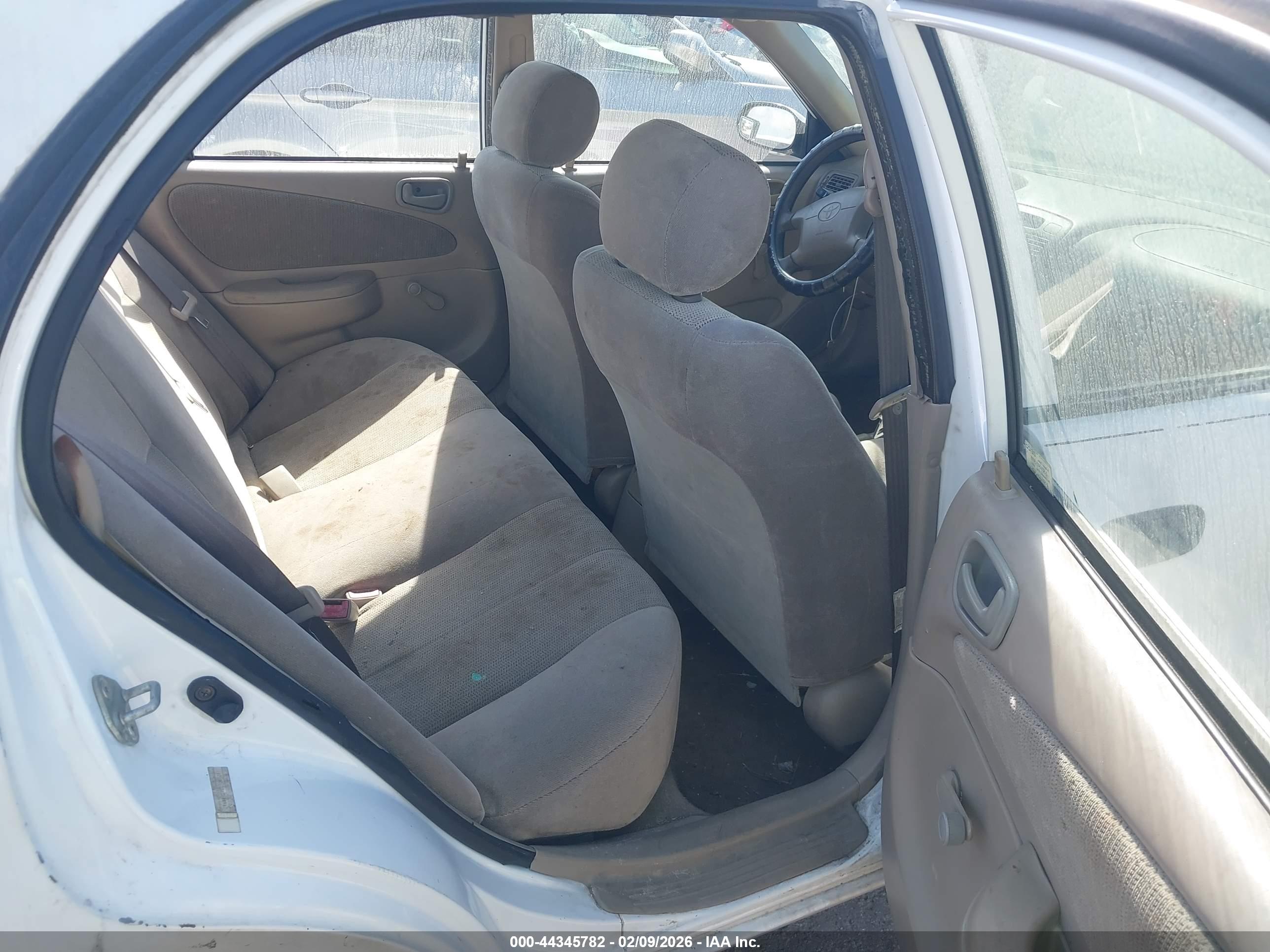 TOYOTA COROLLA image 8