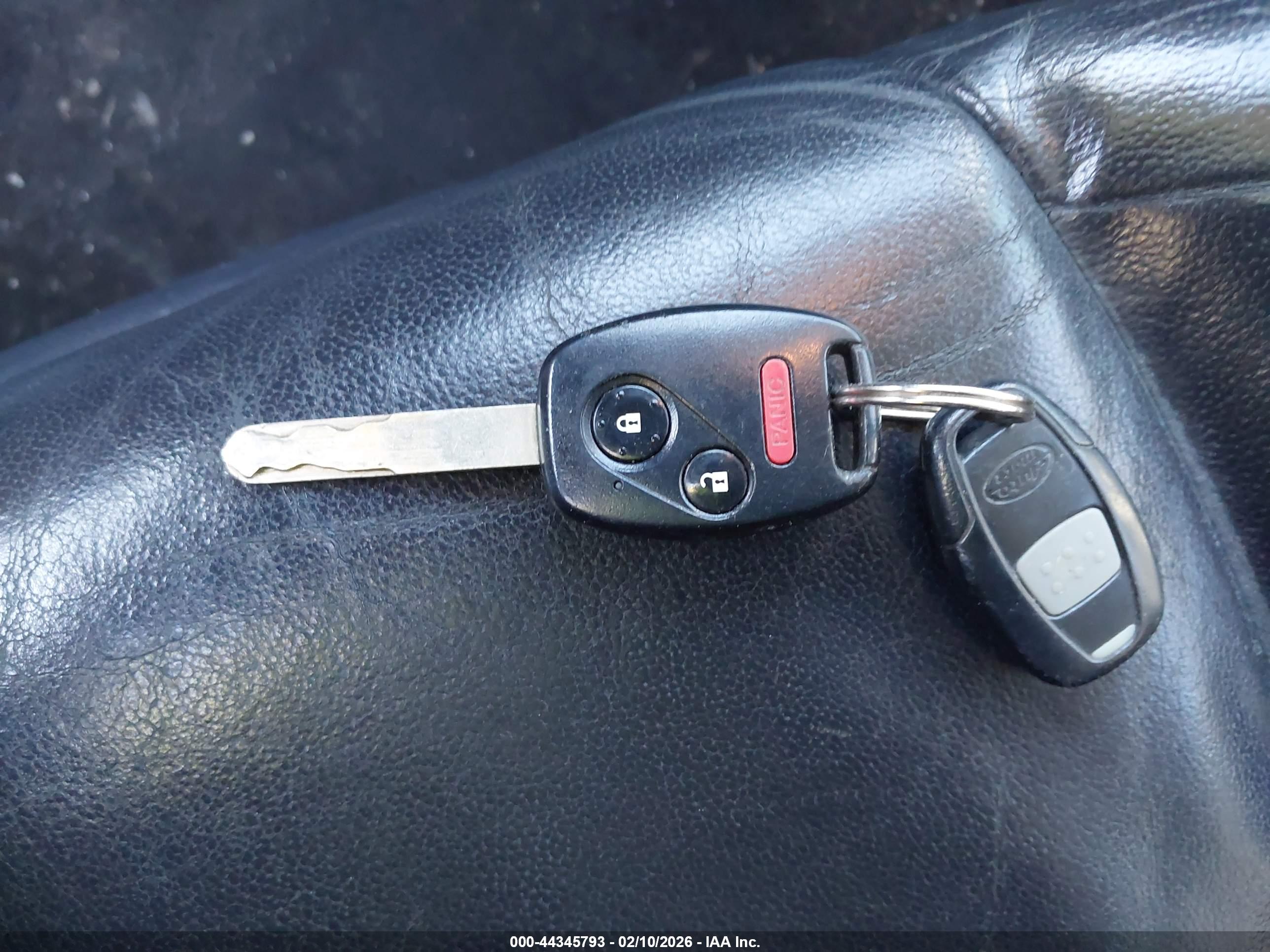 HONDA CR-V image 11