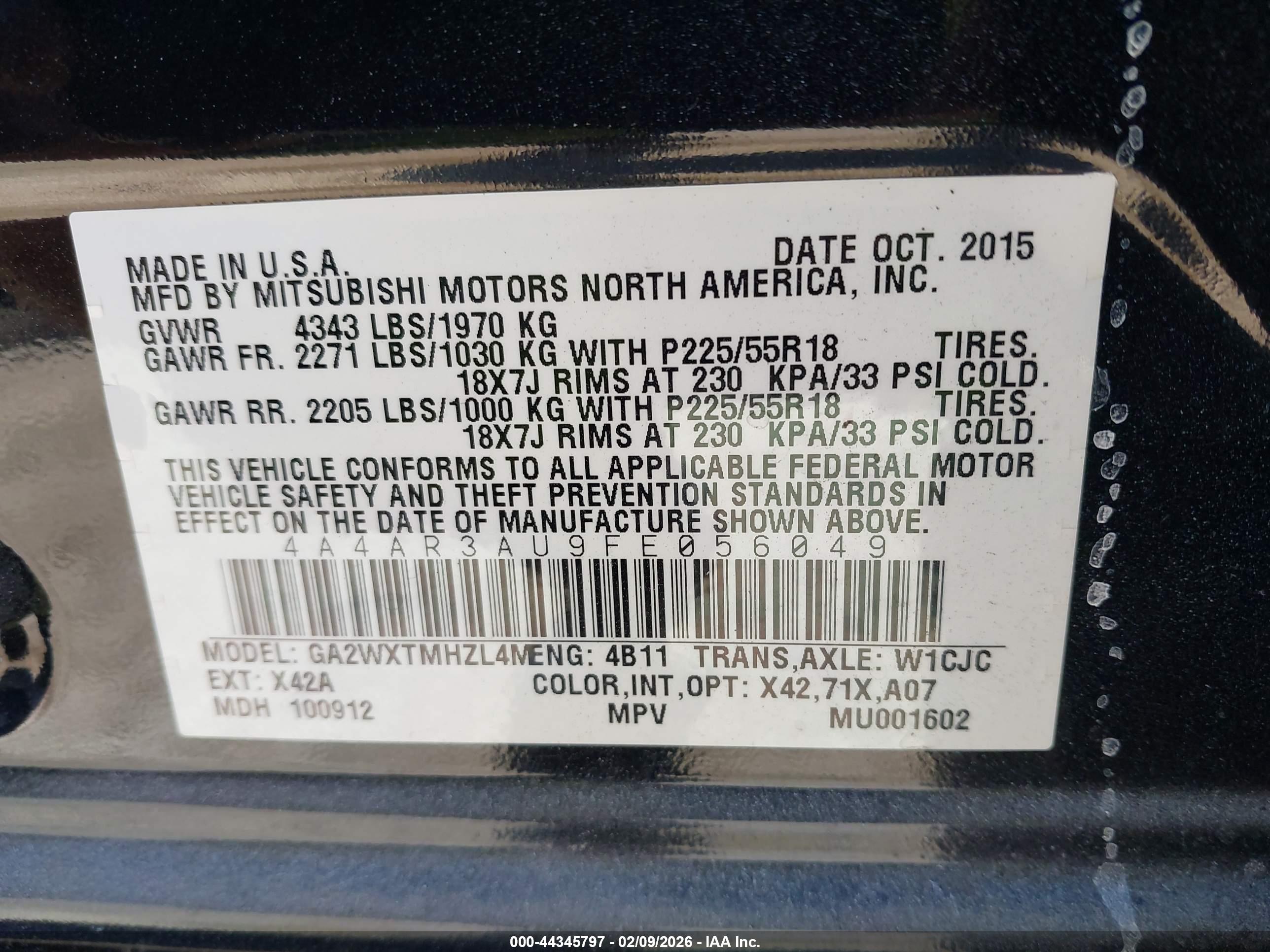 MITSUBISHI OUTLANDER image 9