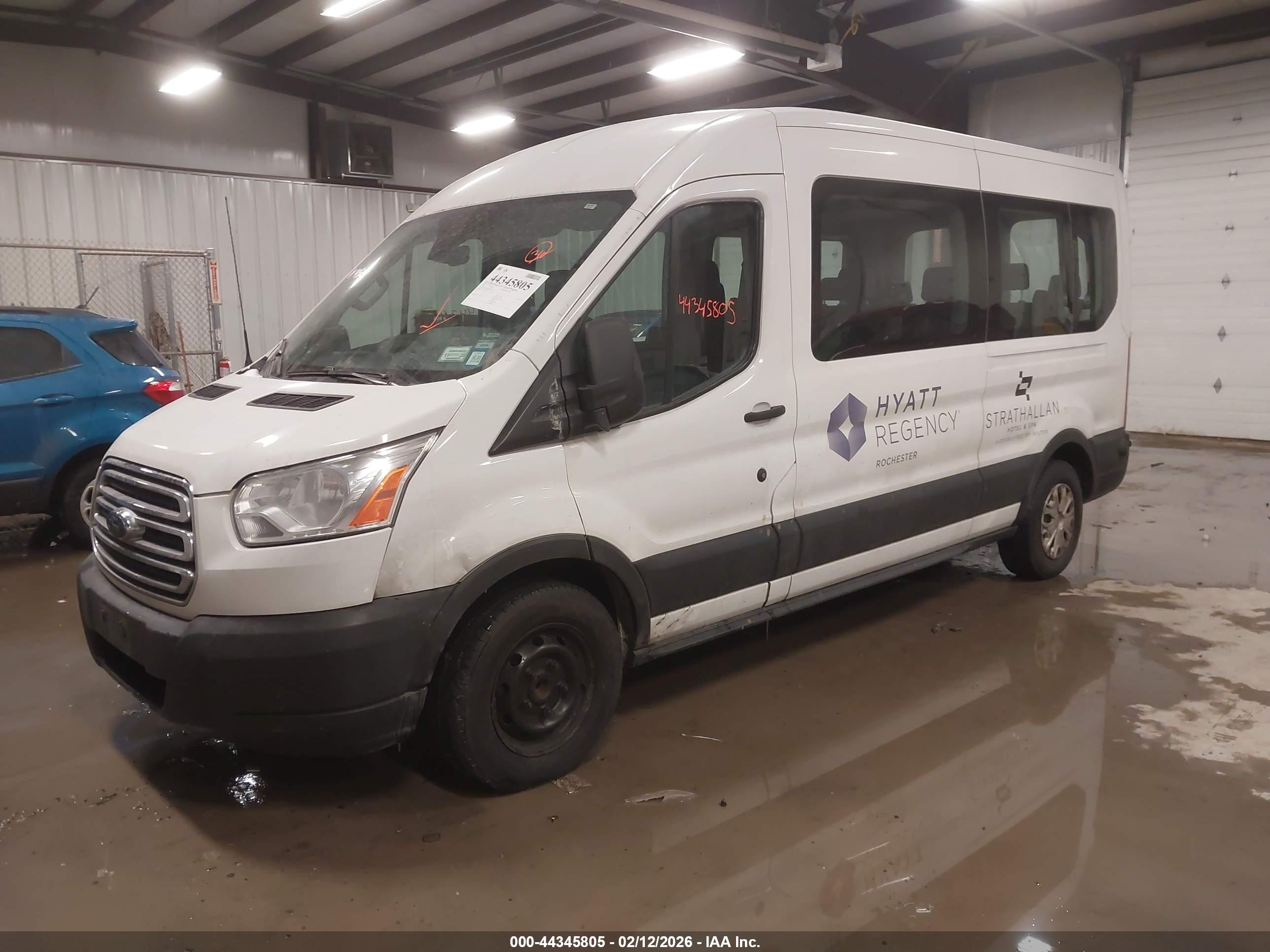 FORD TRANSIT-350 image 2
