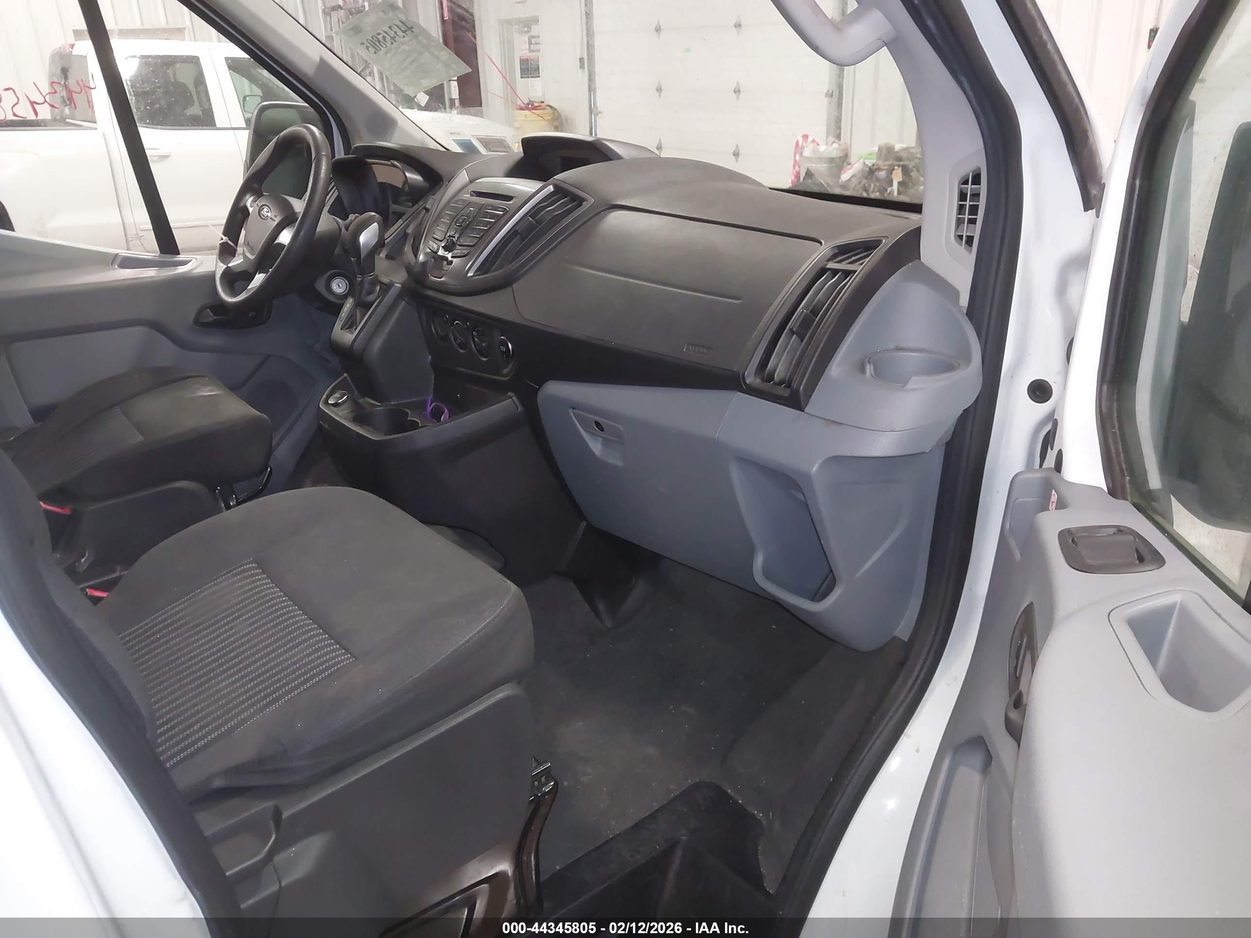 FORD TRANSIT-350 image 5