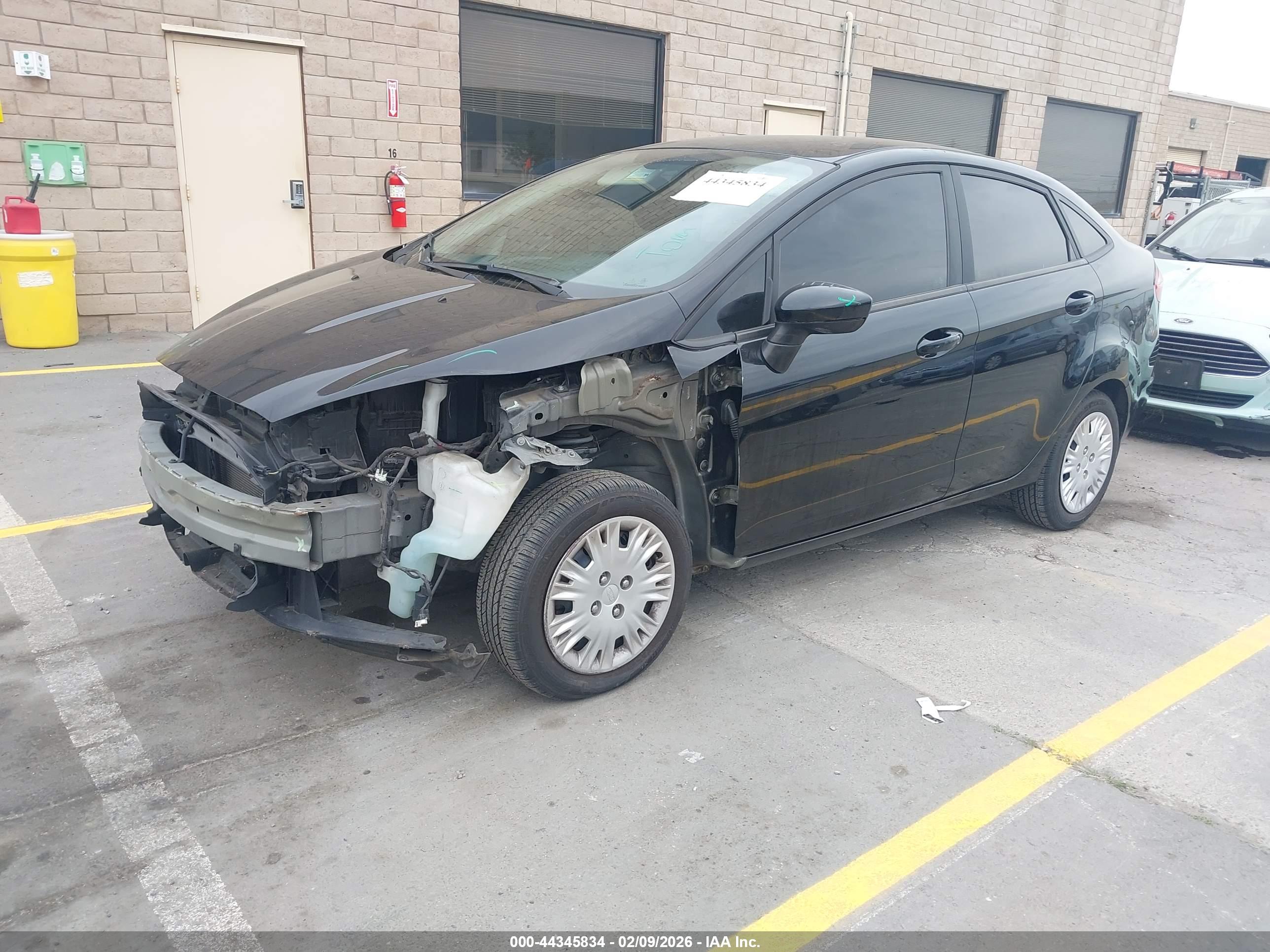FORD FIESTA image 2
