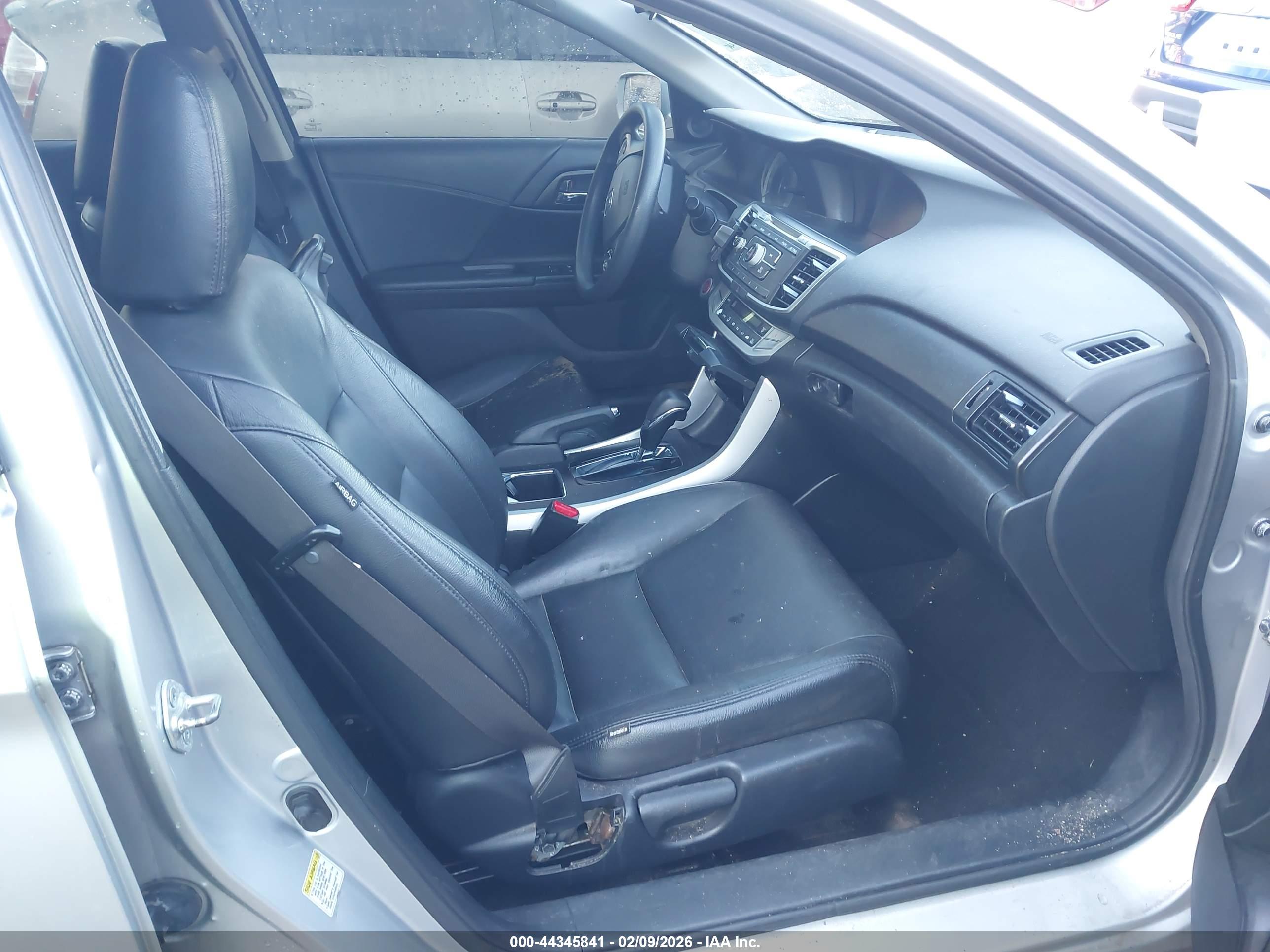 HONDA ACCORD image 5