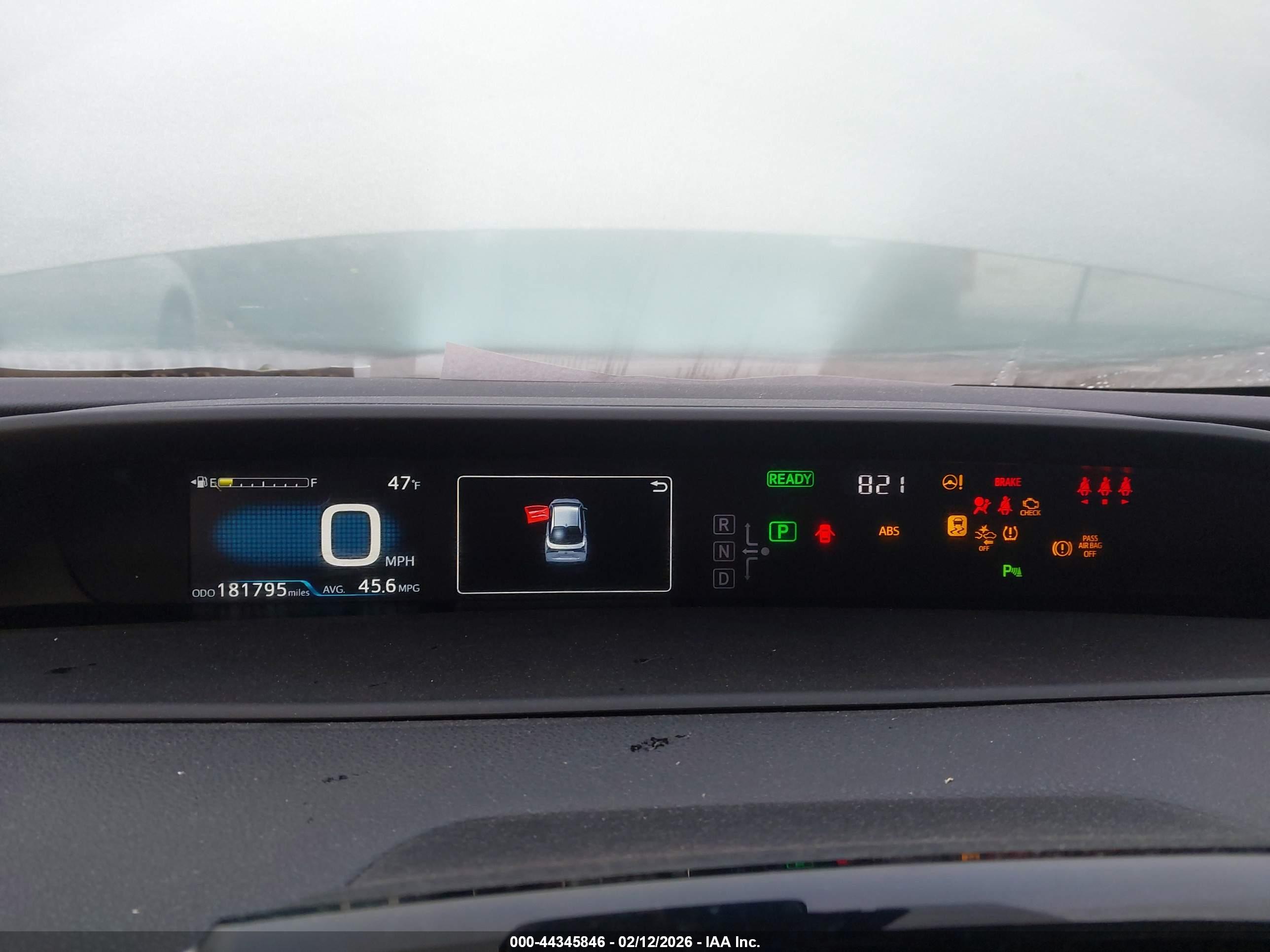 TOYOTA PRIUS image 7