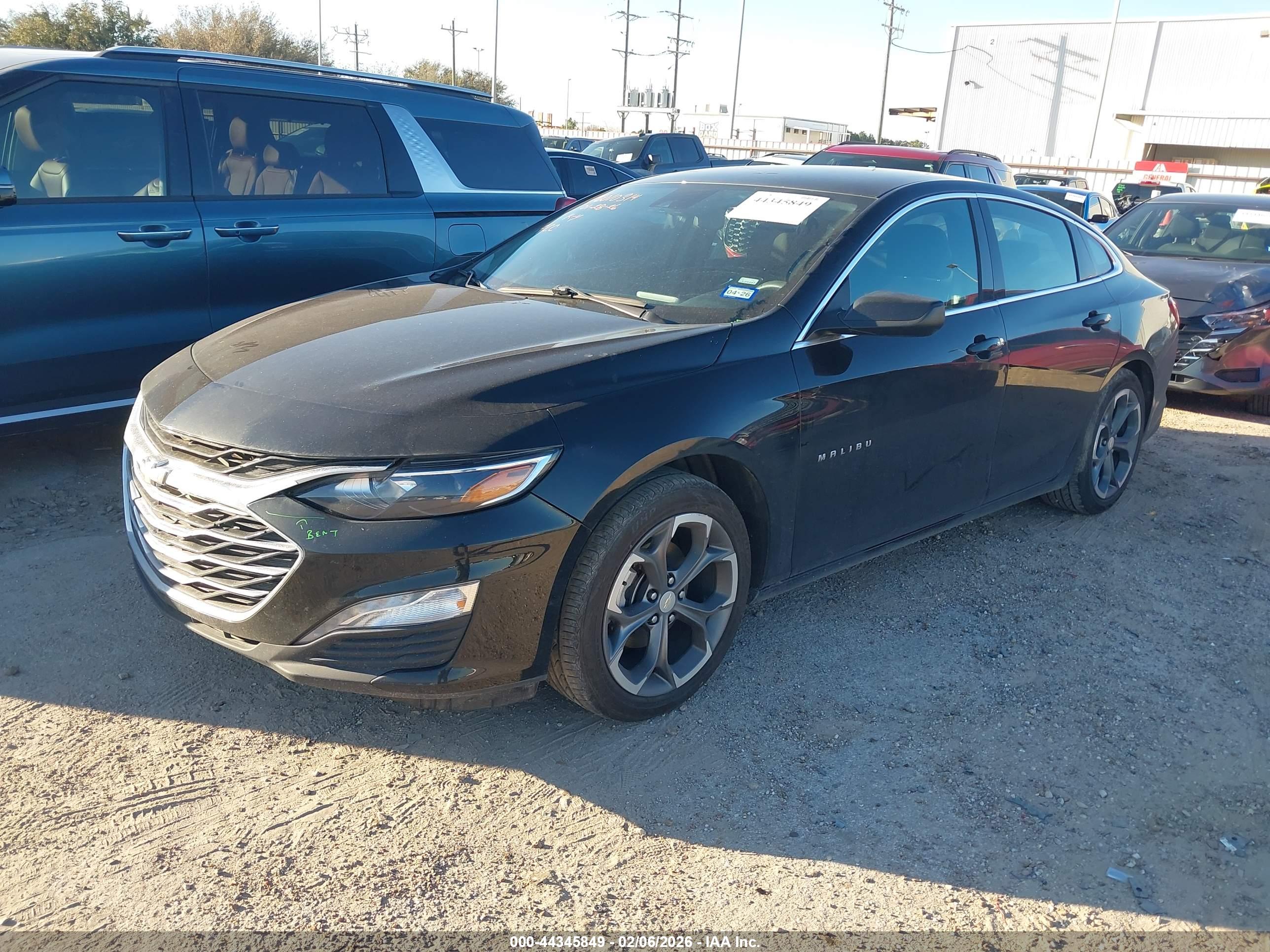 CHEVROLET MALIBU image 2