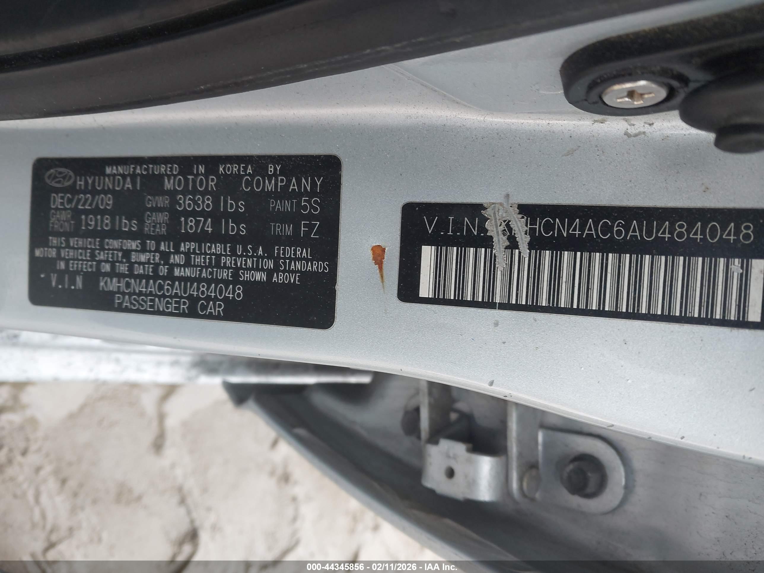 HYUNDAI ACCENT image 9
