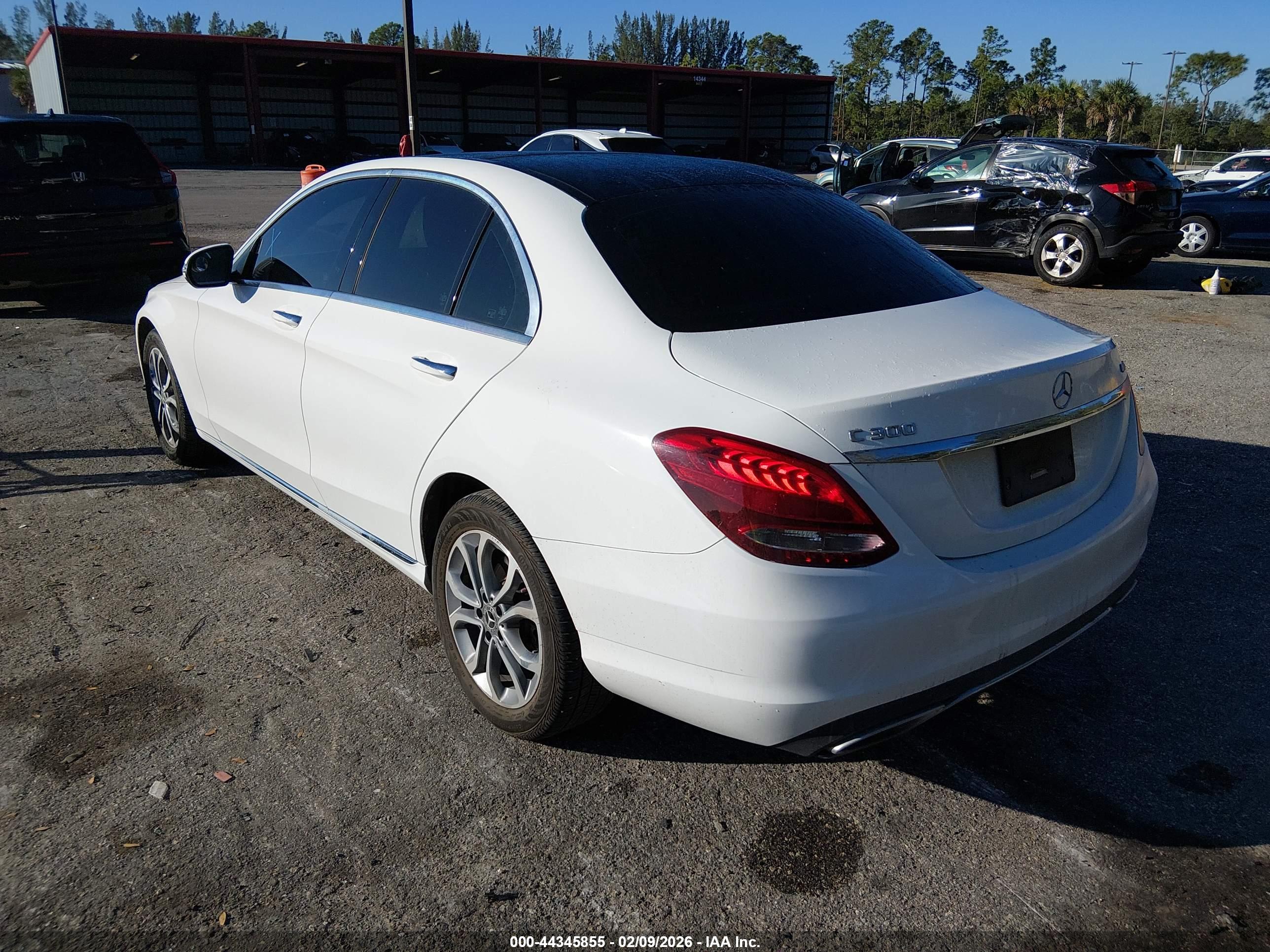 MERCEDES-BENZ C image 3
