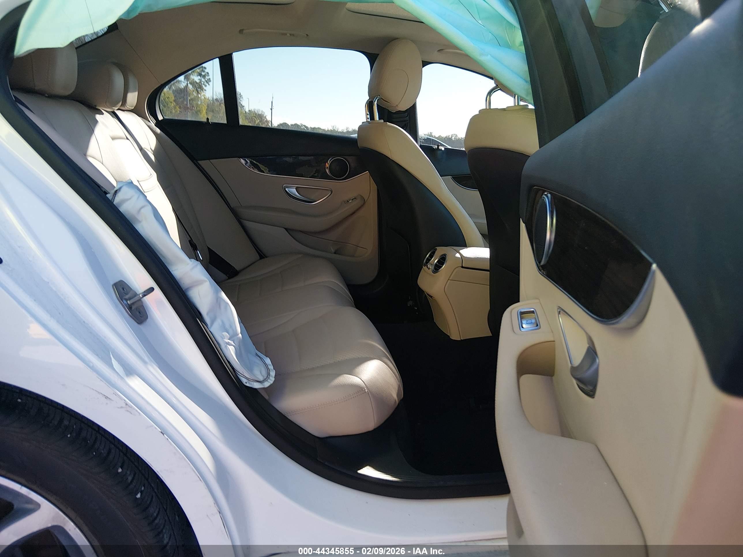 MERCEDES-BENZ C image 8