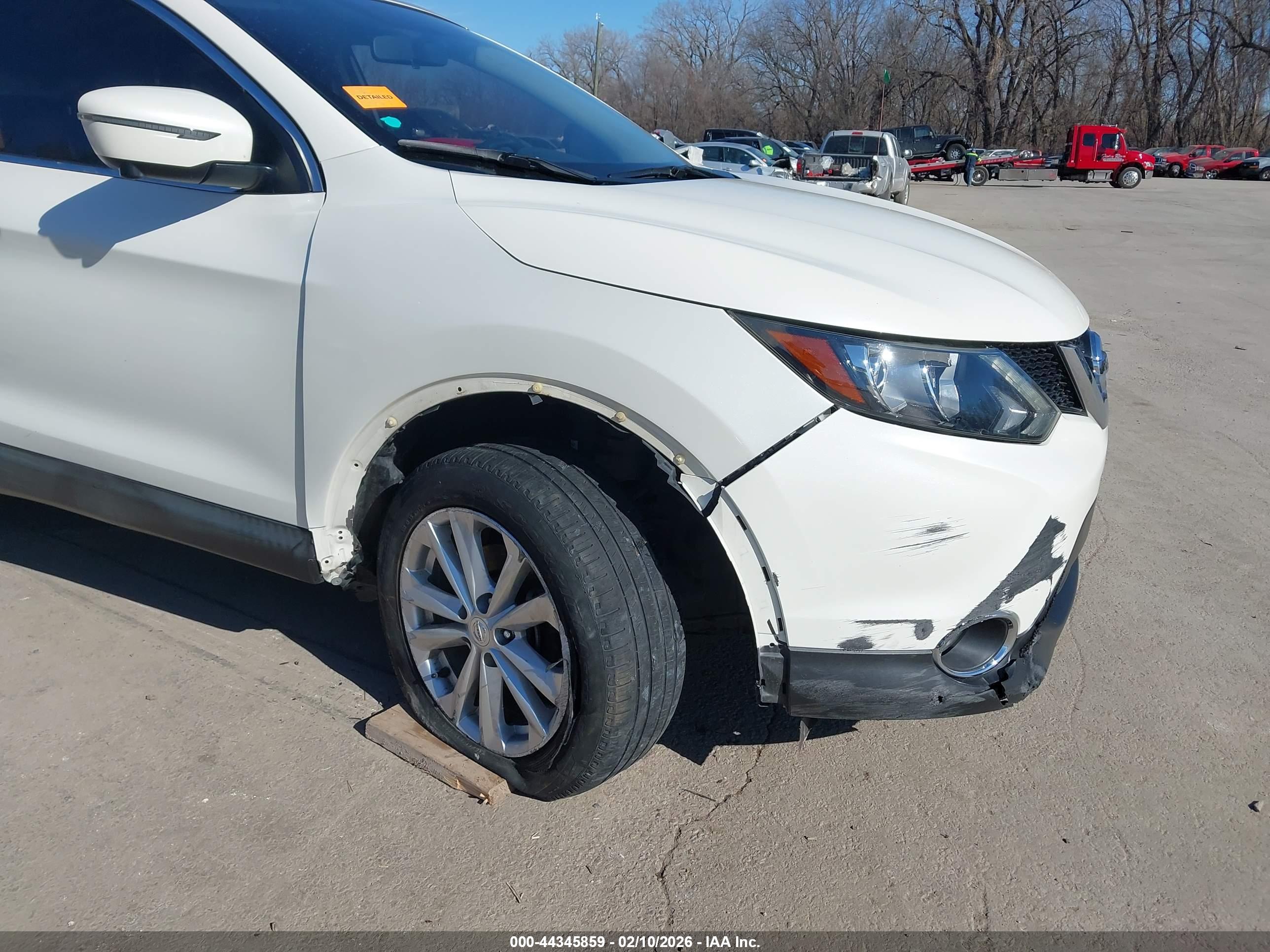 NISSAN ROGUE image 6
