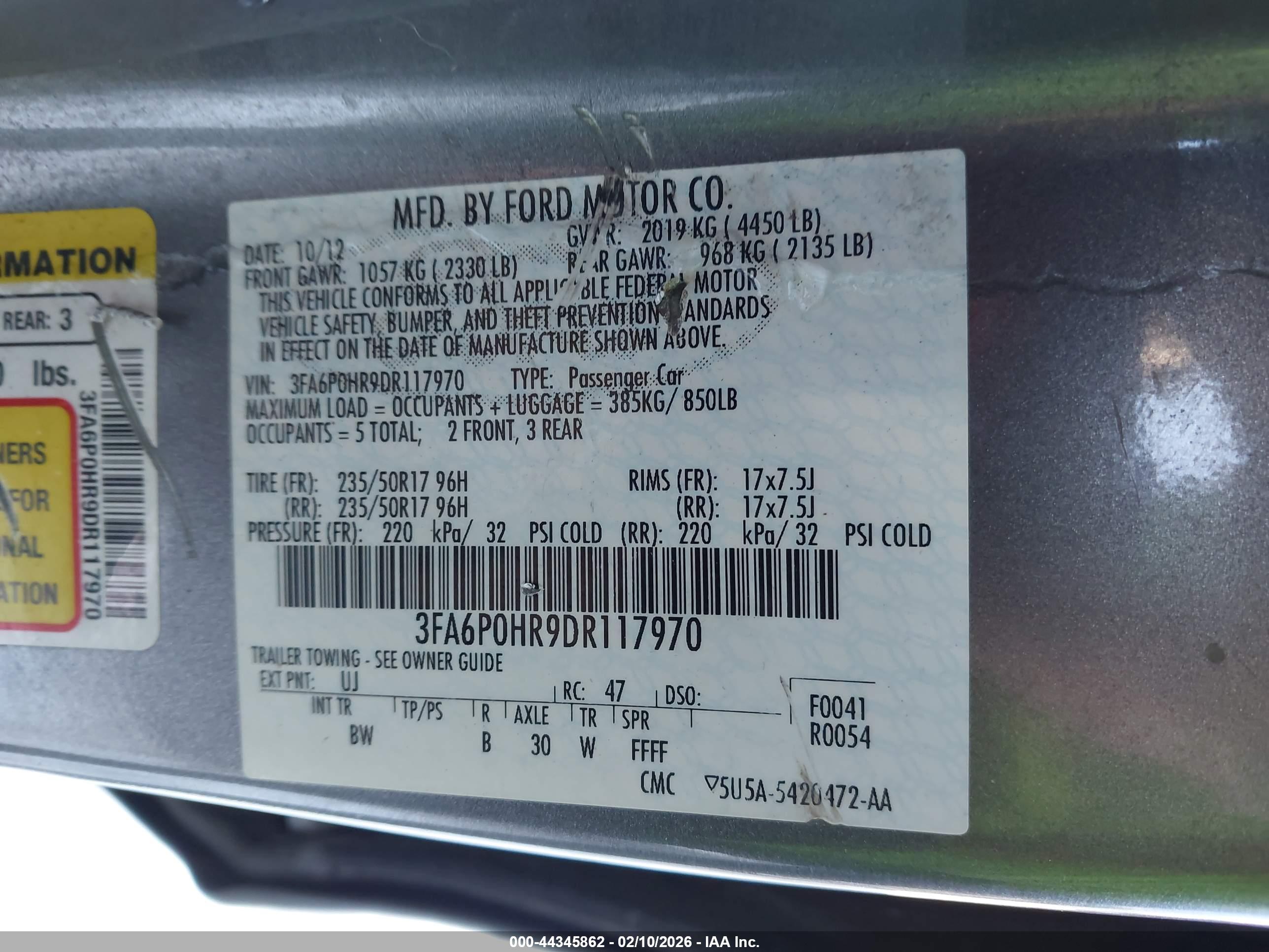 FORD FUSION image 9