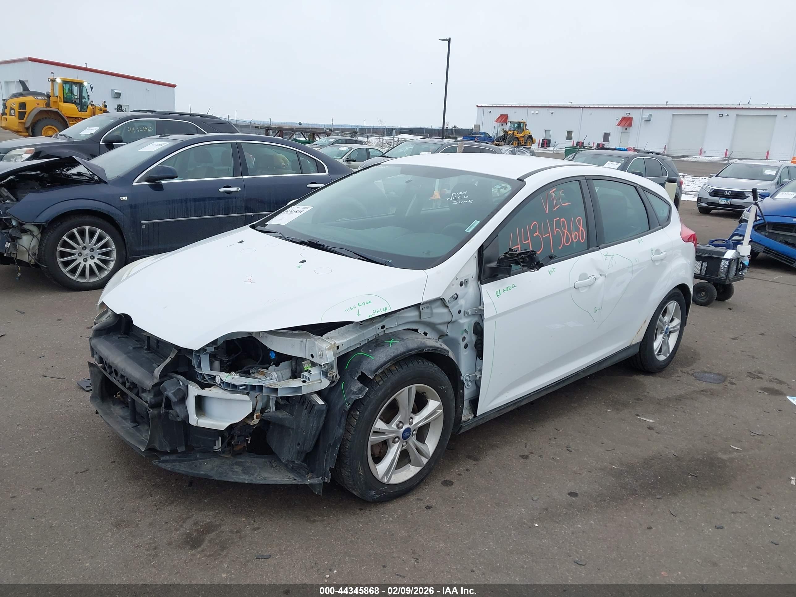 FORD FOCUS image 2