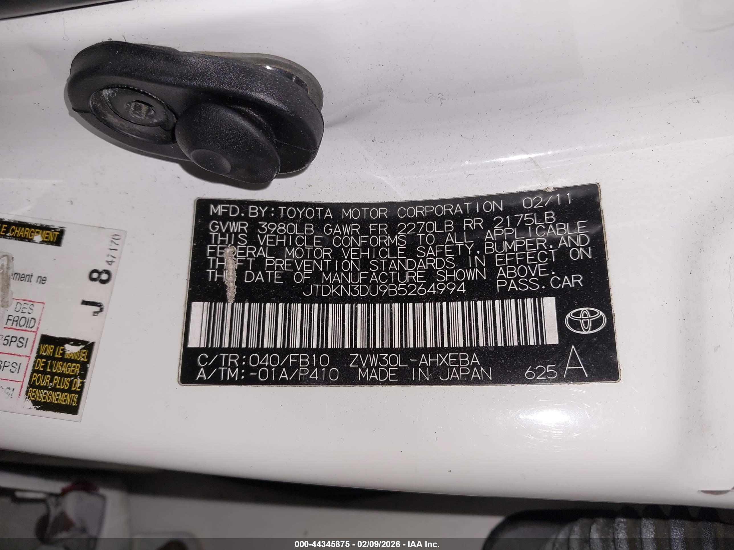 TOYOTA PRIUS image 9