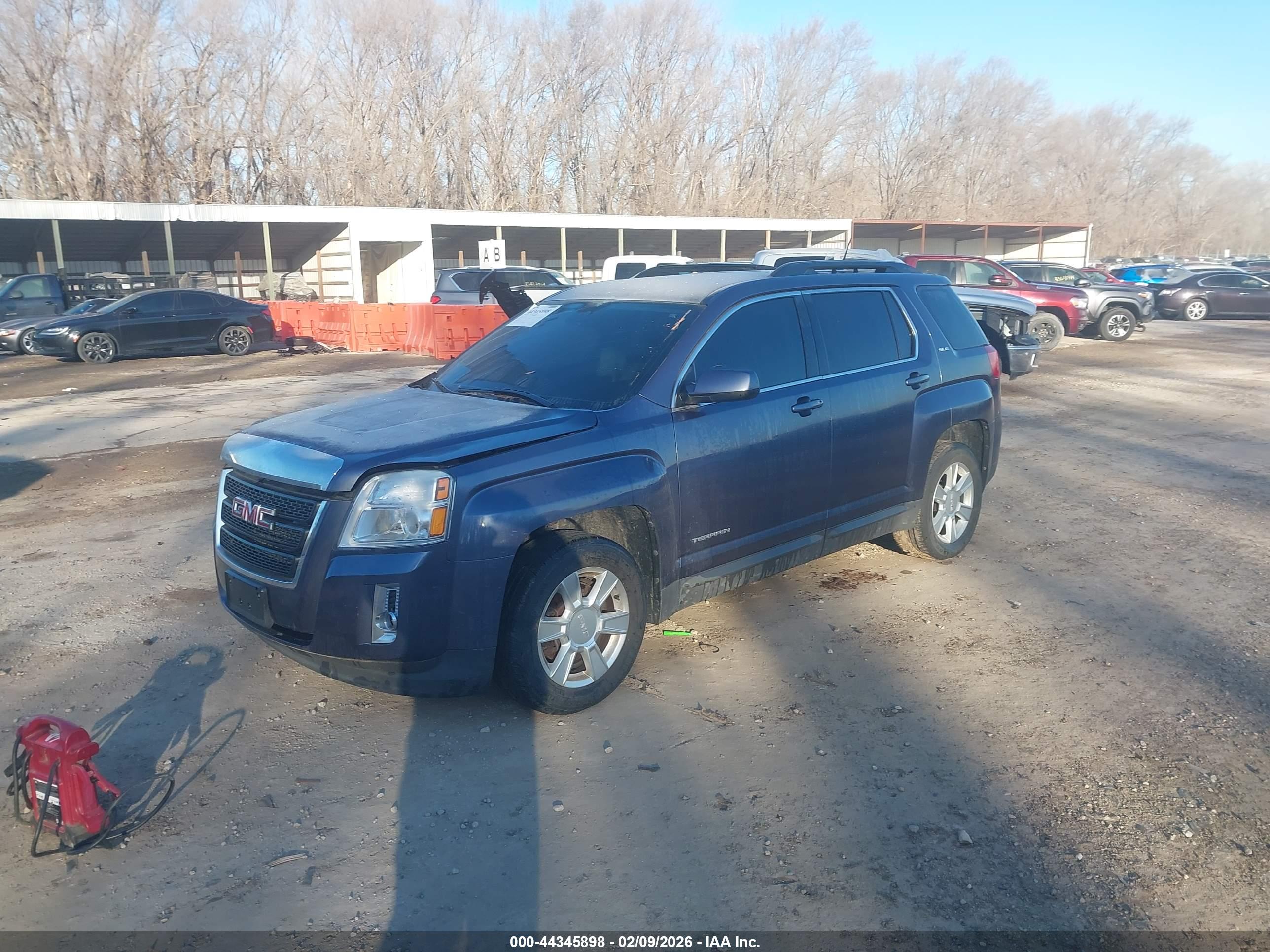 GMC TERRAIN image 2