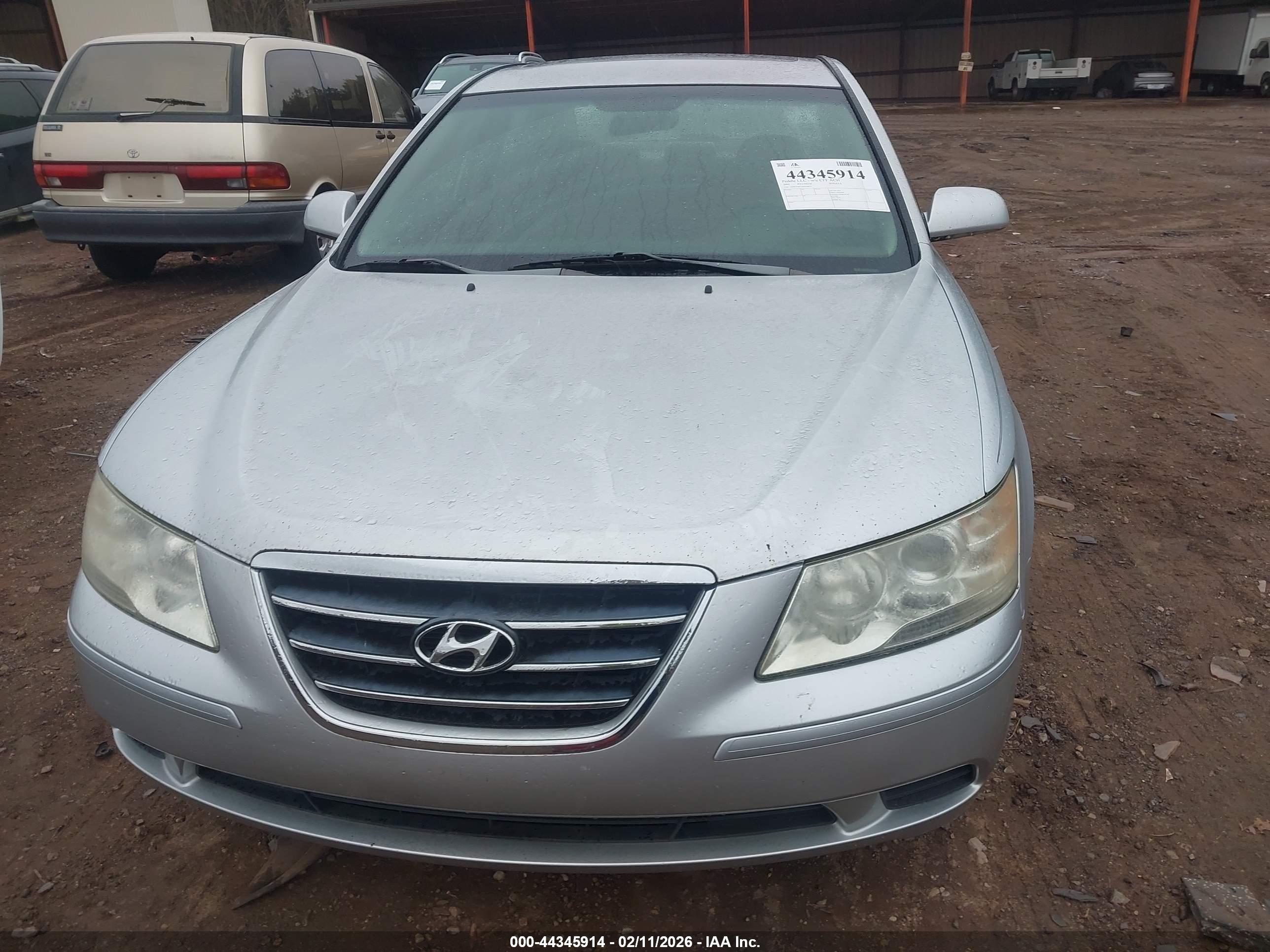 HYUNDAI SONATA image 6