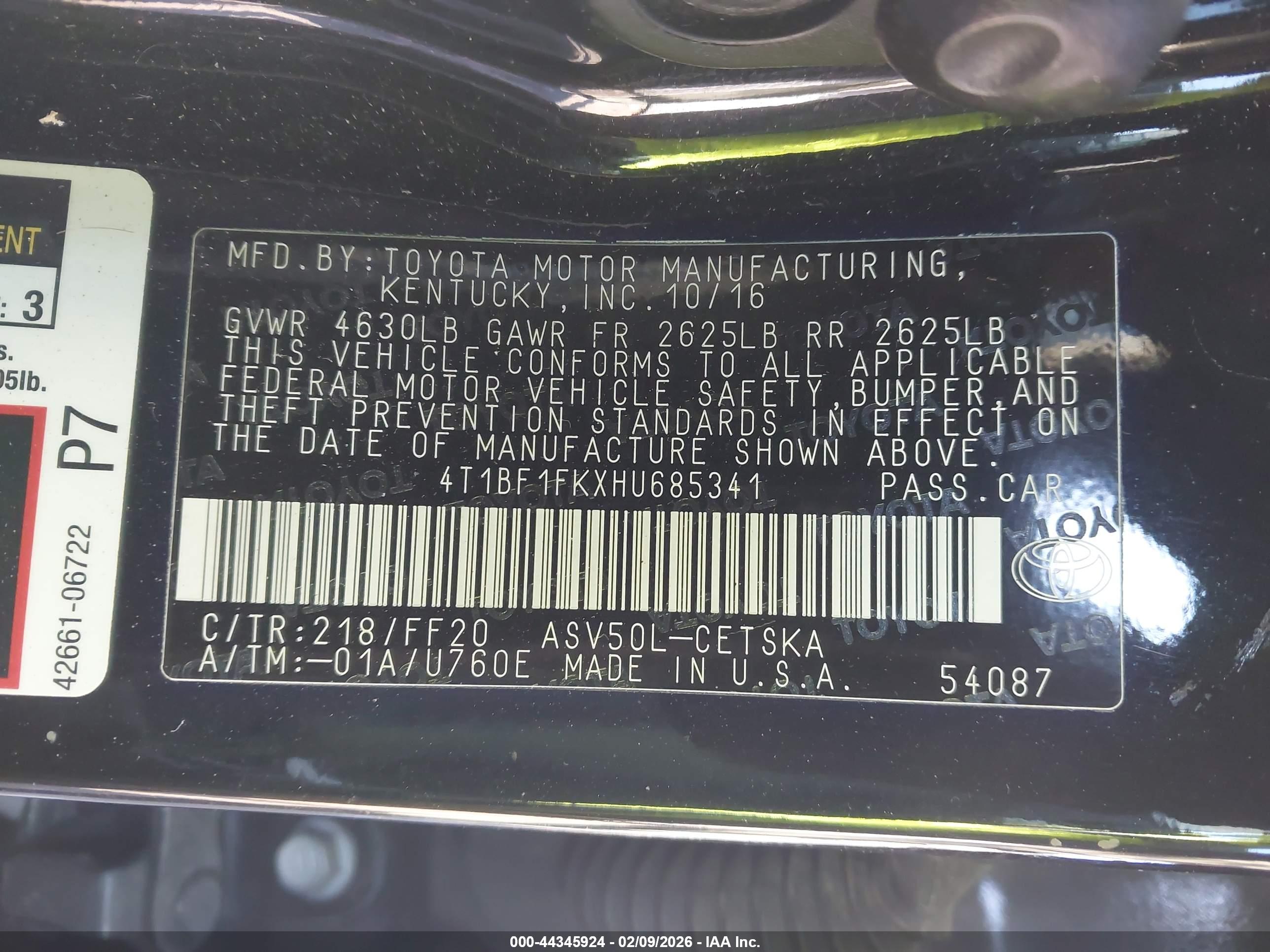 TOYOTA CAMRY image 9