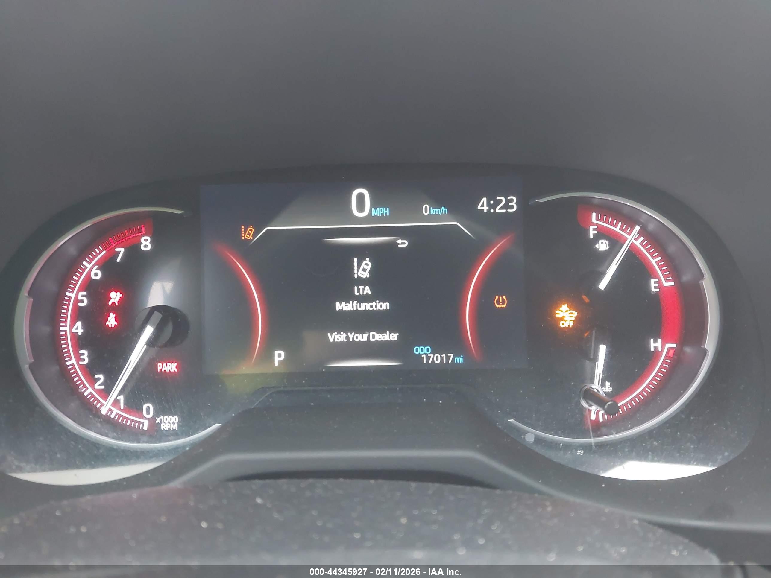 TOYOTA RAV4 image 7