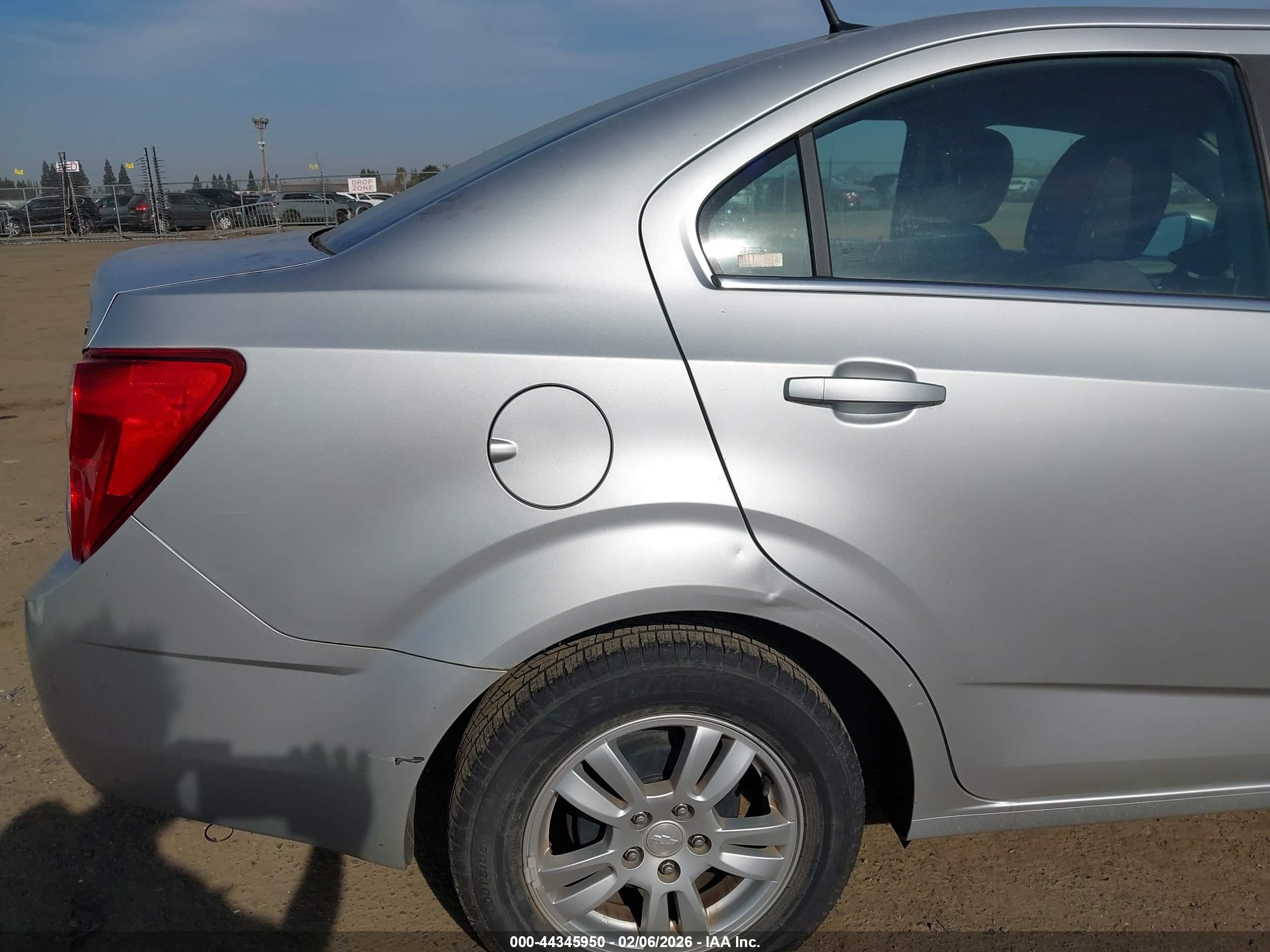 CHEVROLET SONIC image 6