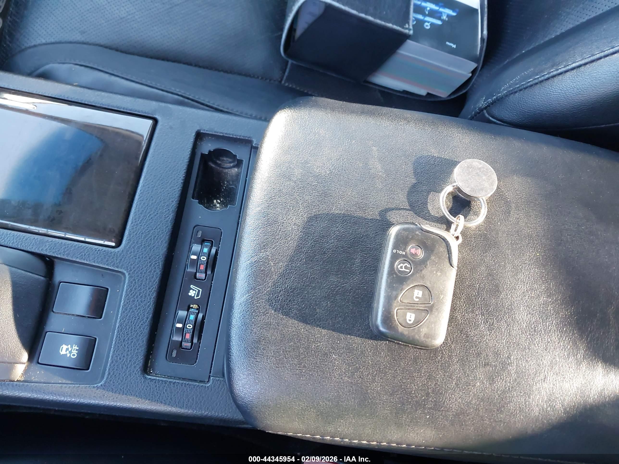 LEXUS RX image 11
