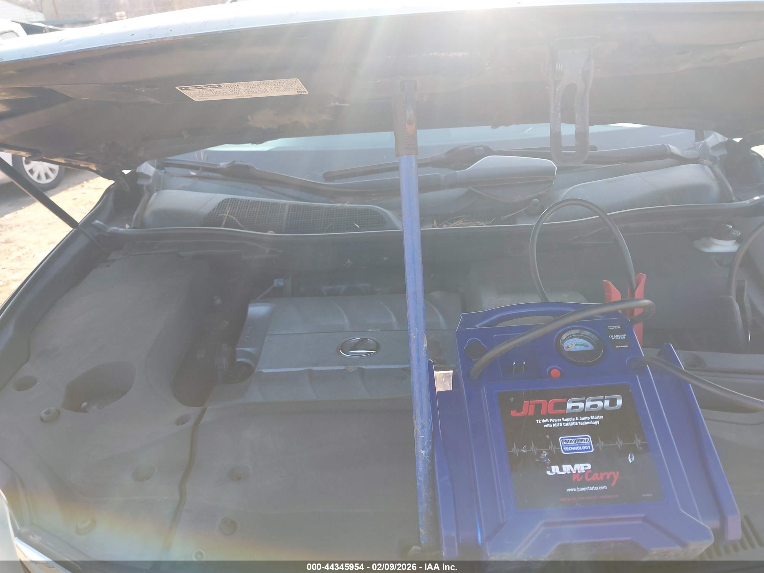LEXUS RX image 6