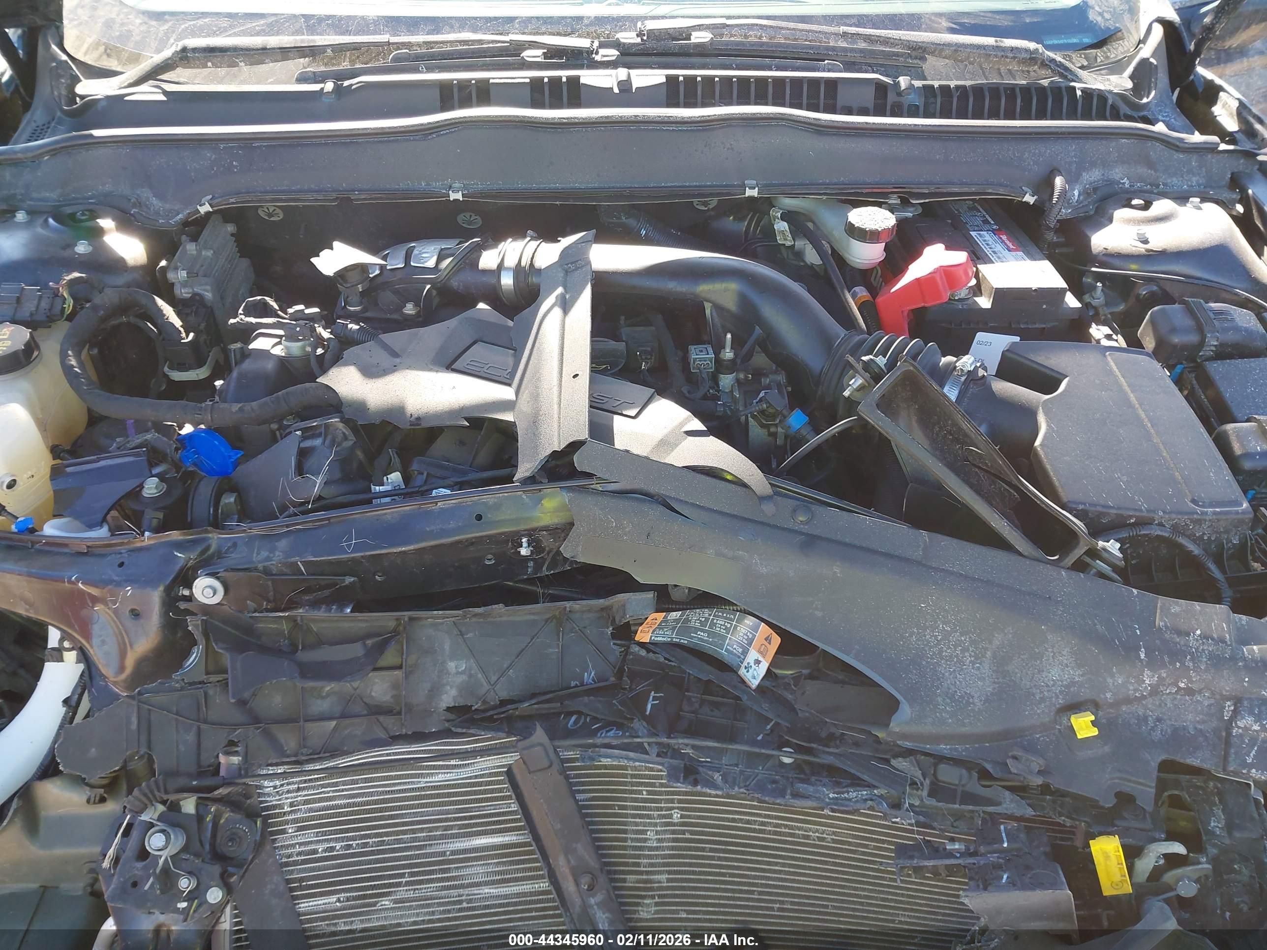 FORD FUSION image 10