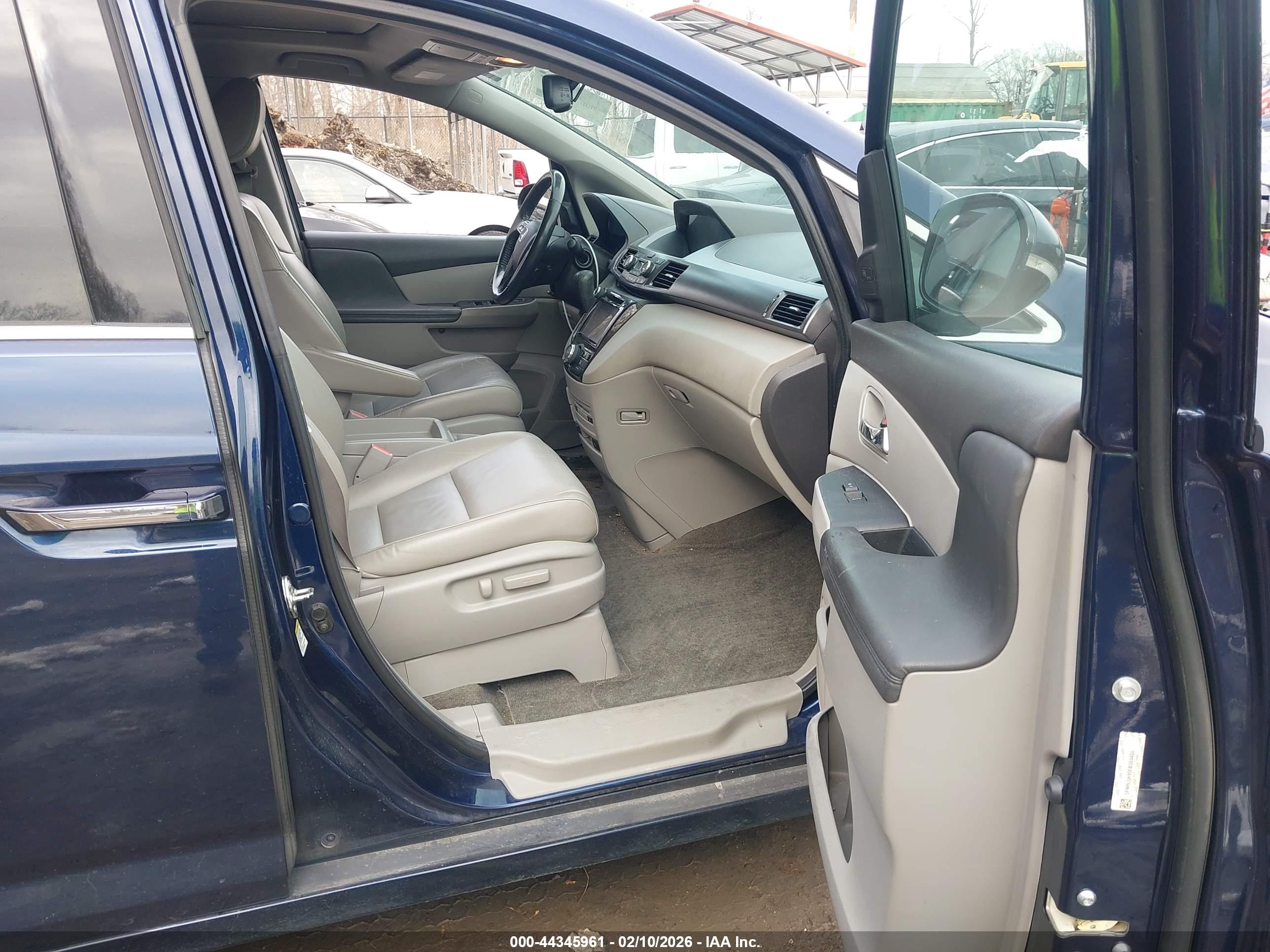 HONDA ODYSSEY image 5