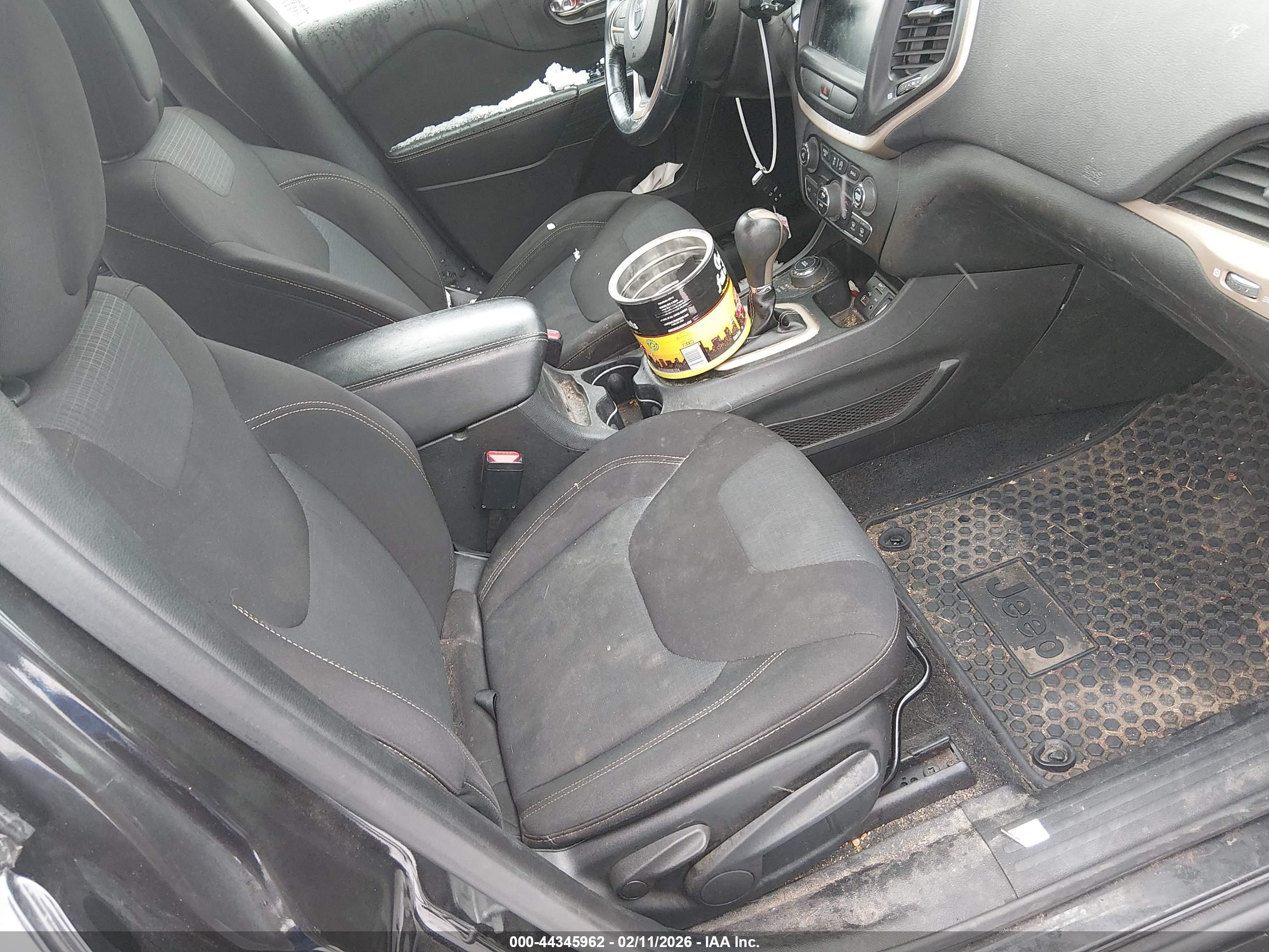 JEEP CHEROKEE image 5