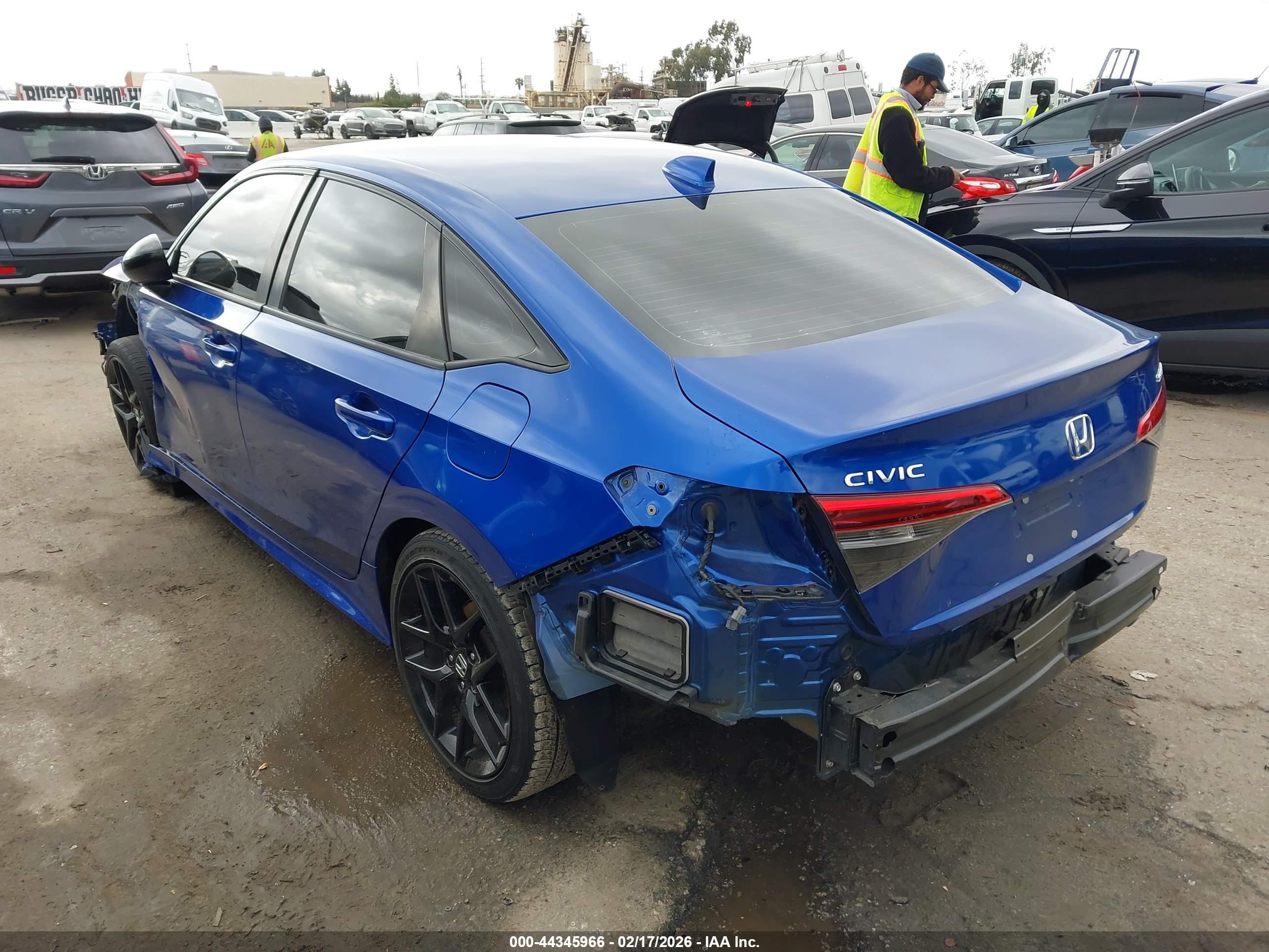 HONDA CIVIC image 3