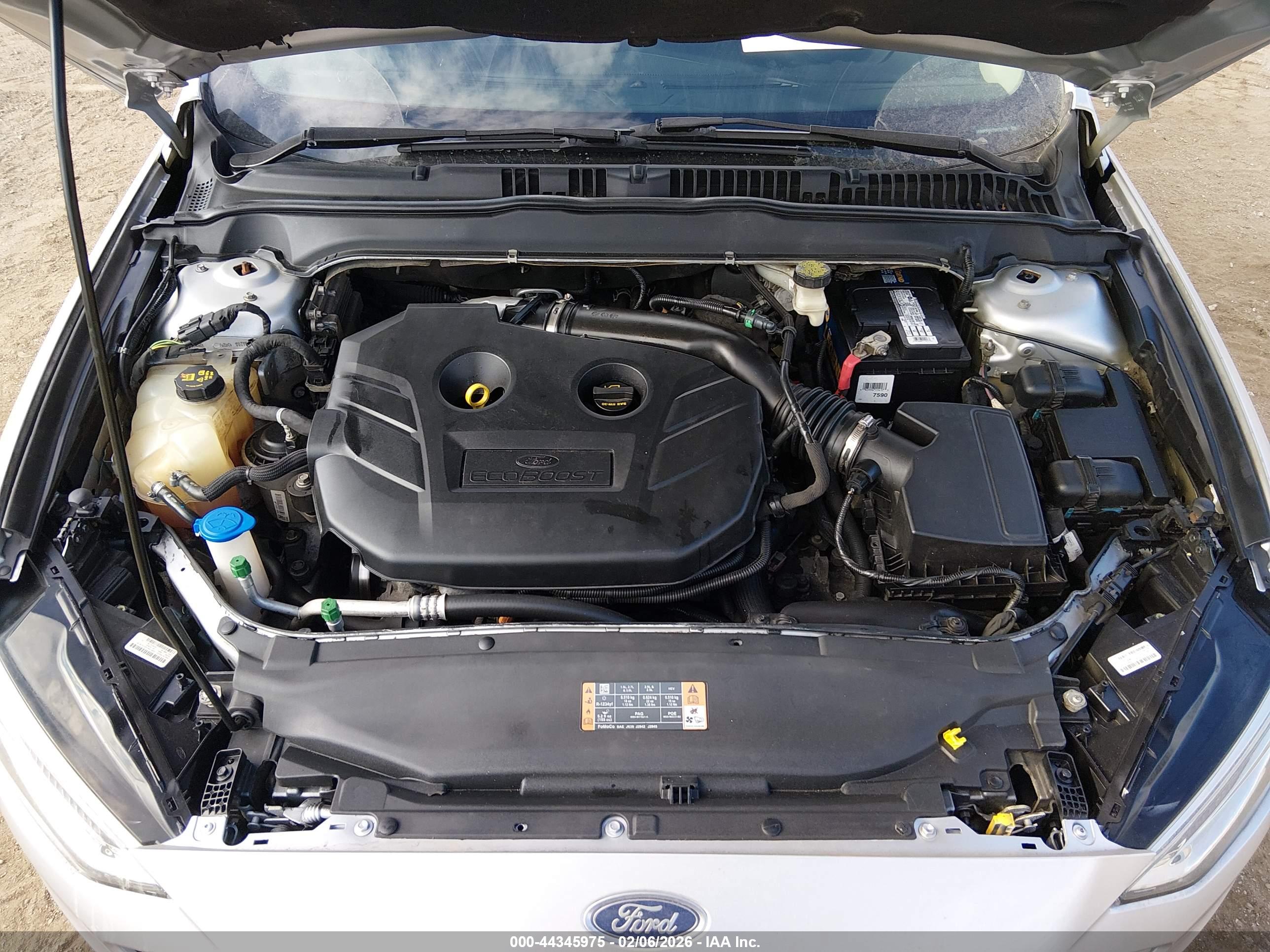 FORD FUSION image 10