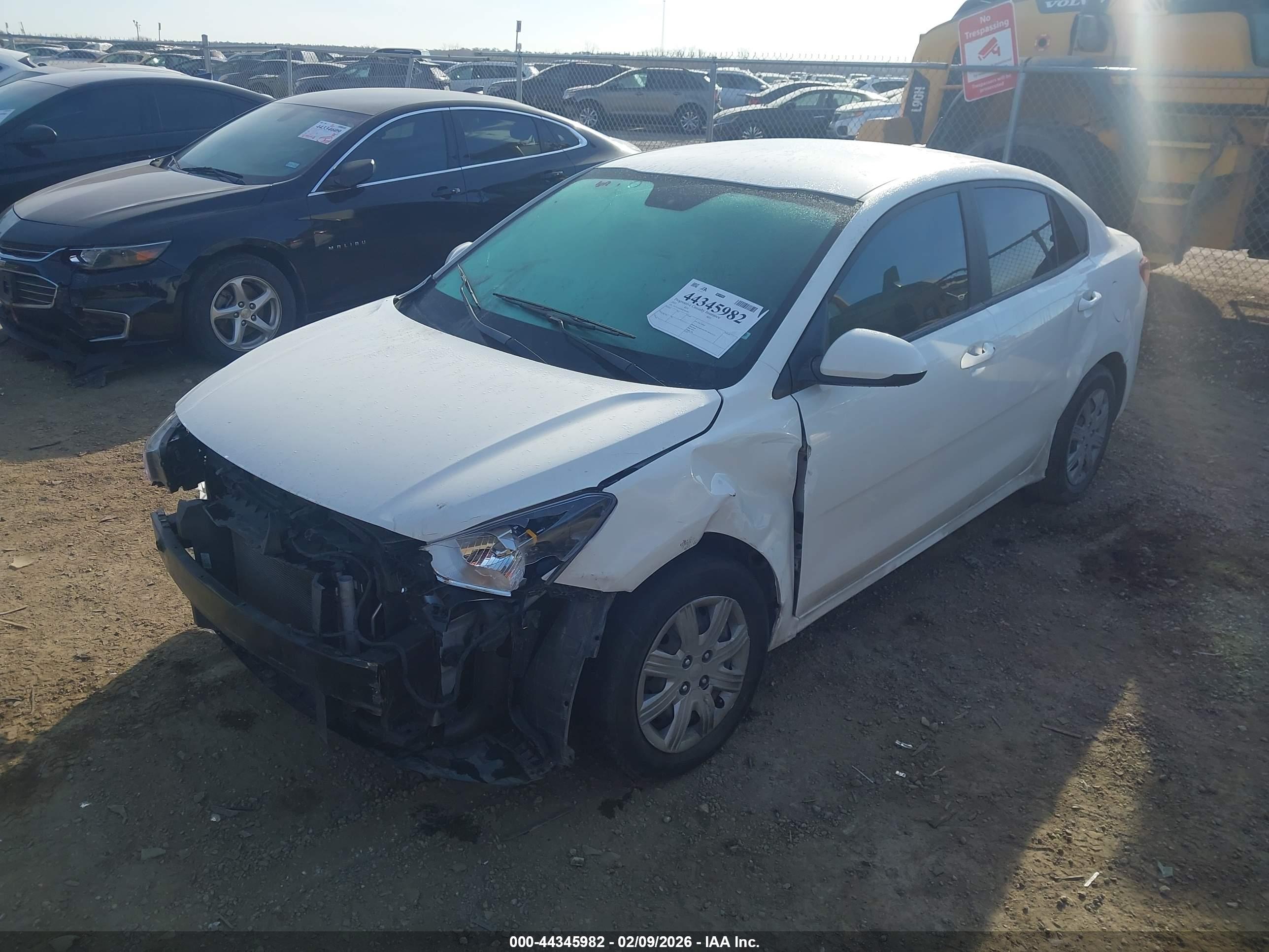 KIA RIO image 2