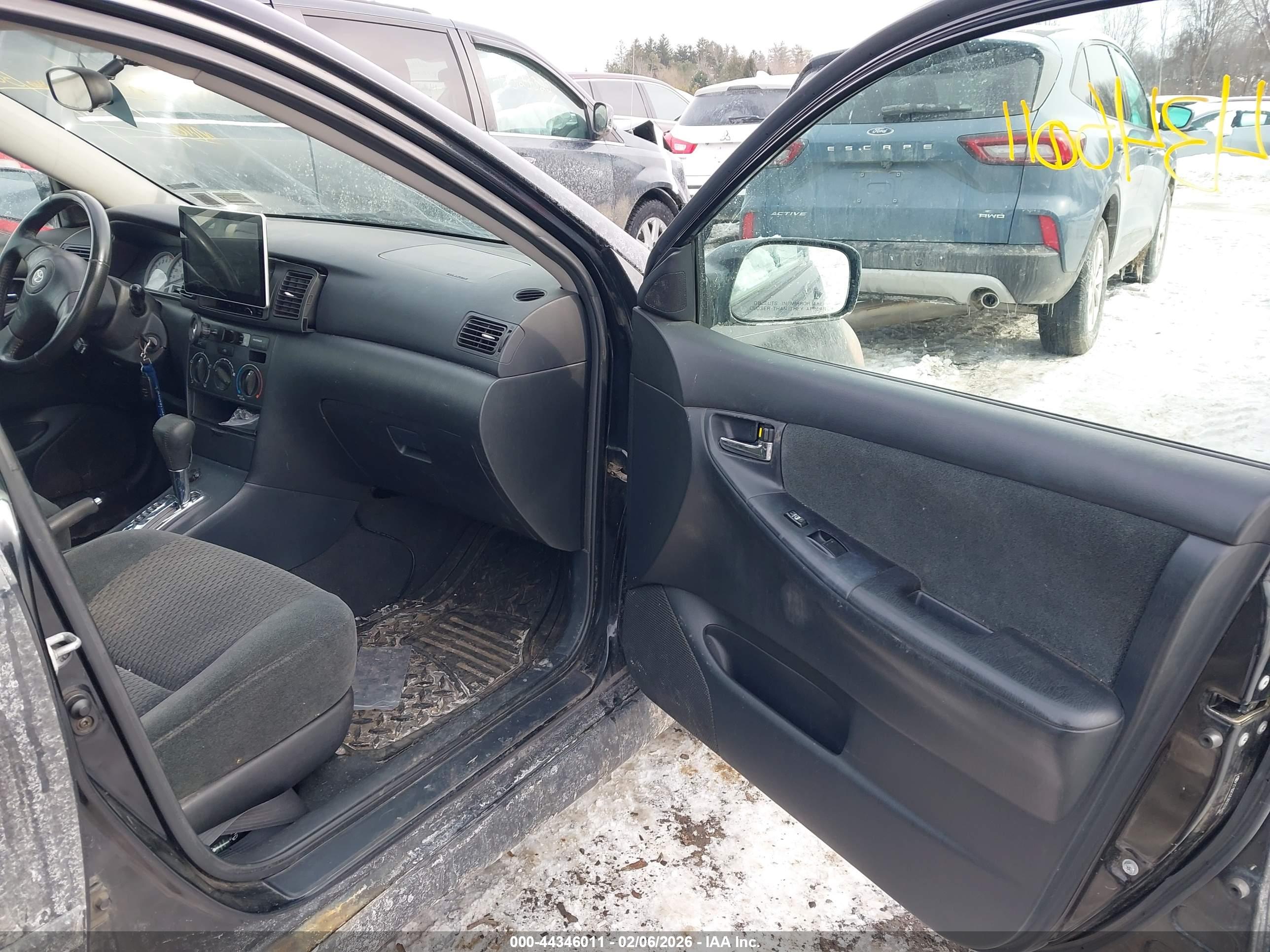 TOYOTA COROLLA image 5