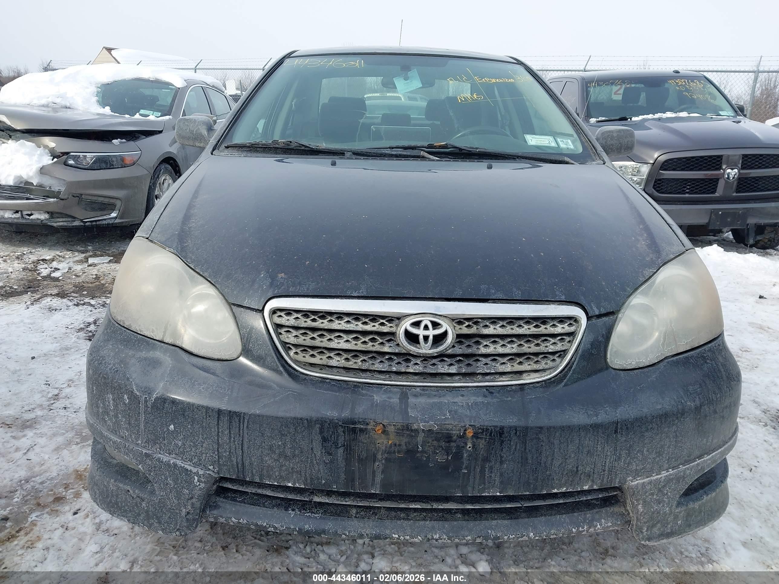 TOYOTA COROLLA image 6