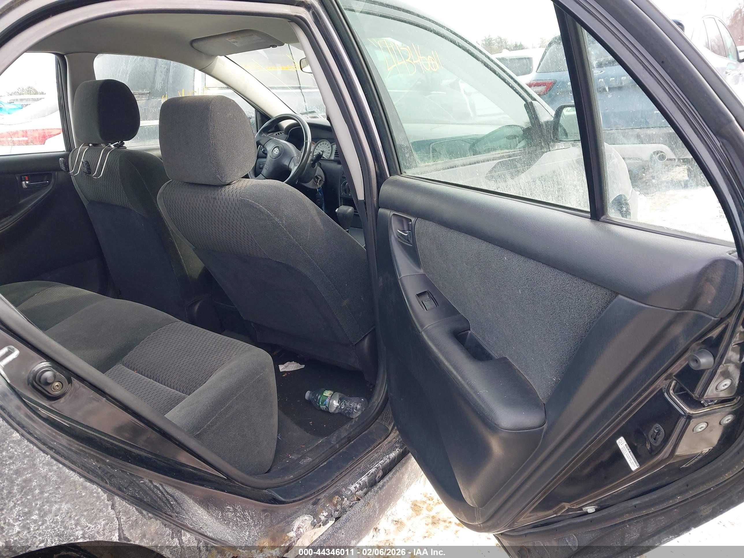 TOYOTA COROLLA image 8