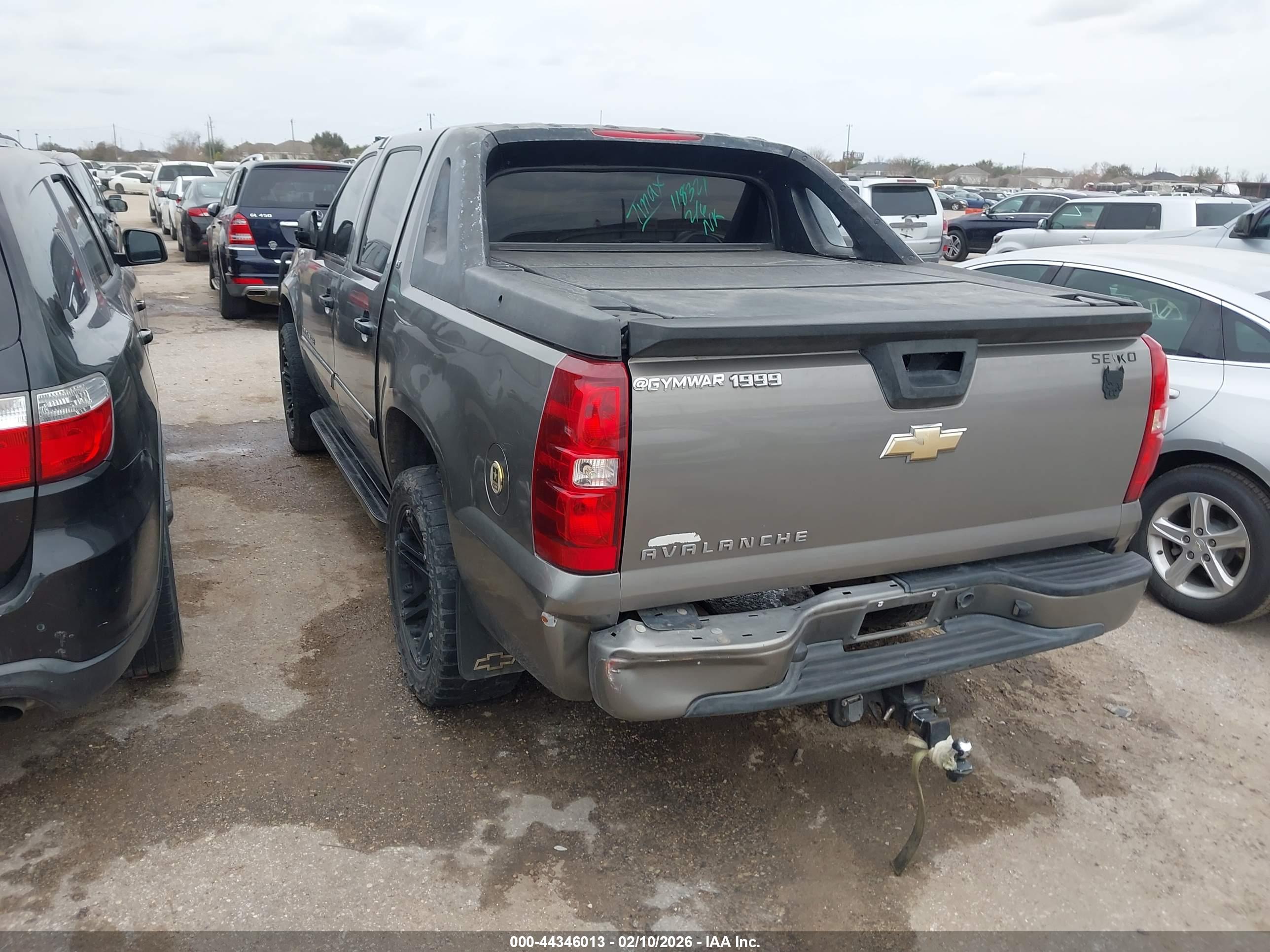 CHEVROLET AVALANCHE image 3