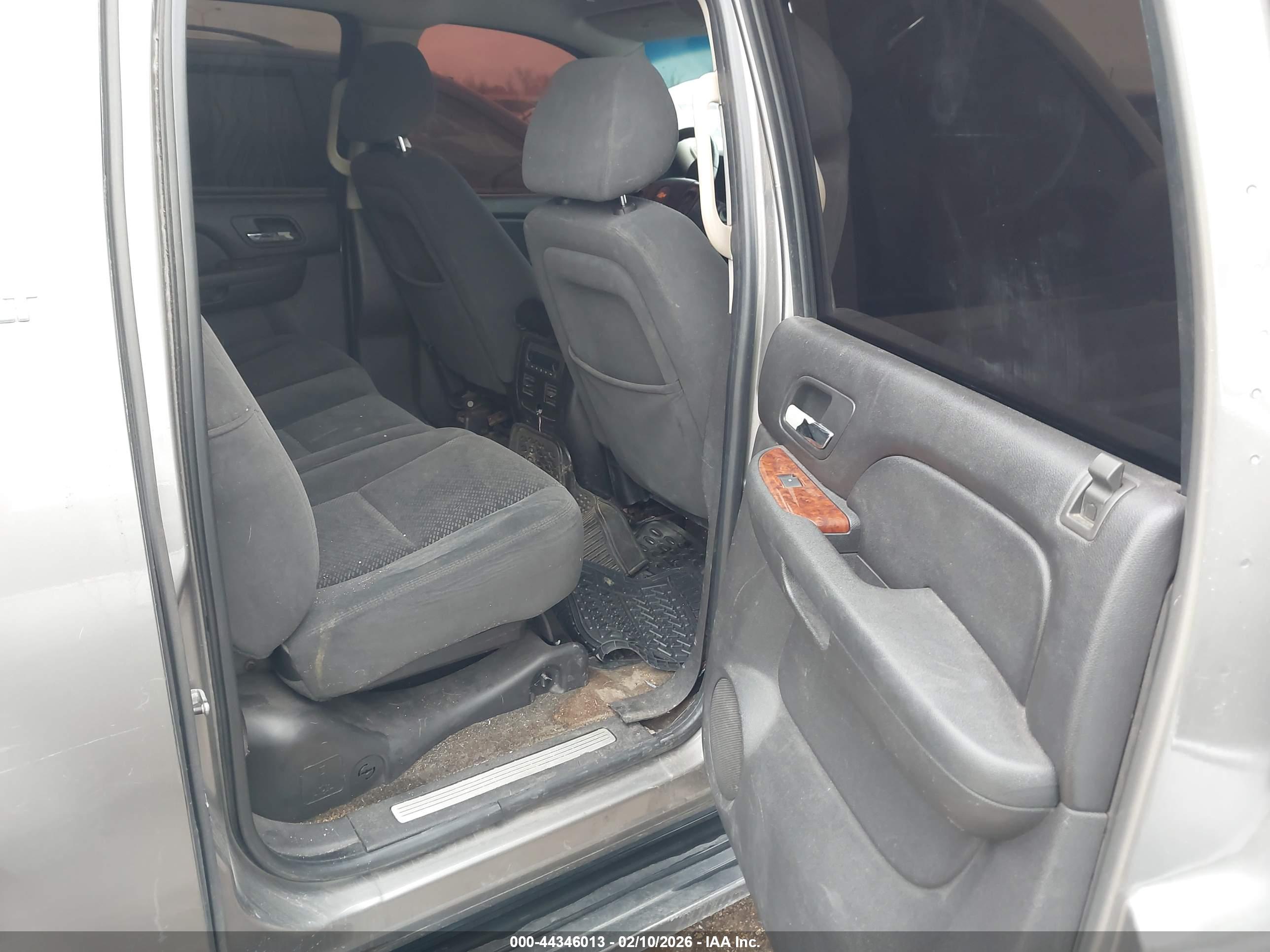 CHEVROLET AVALANCHE image 8