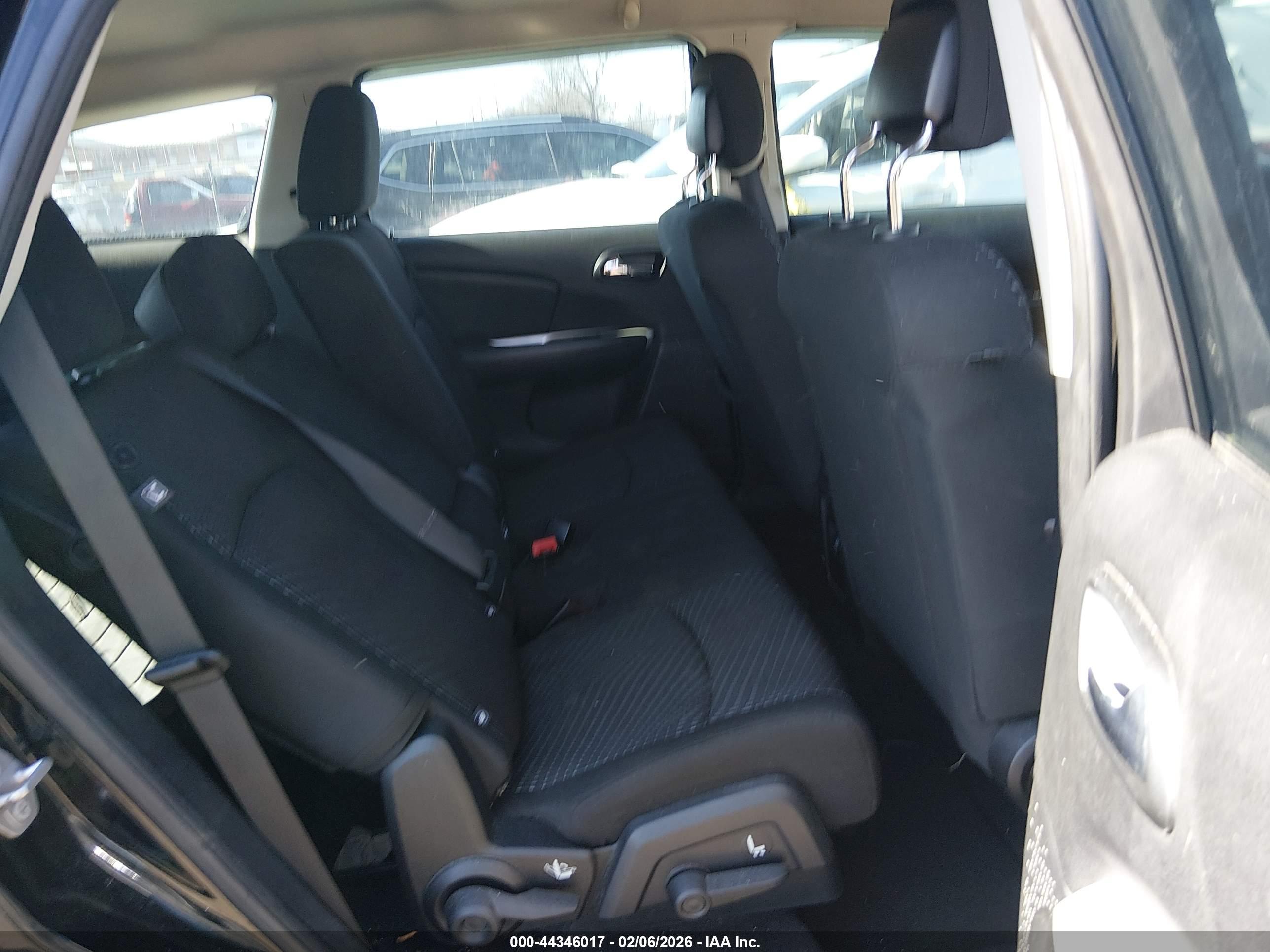 DODGE JOURNEY image 8