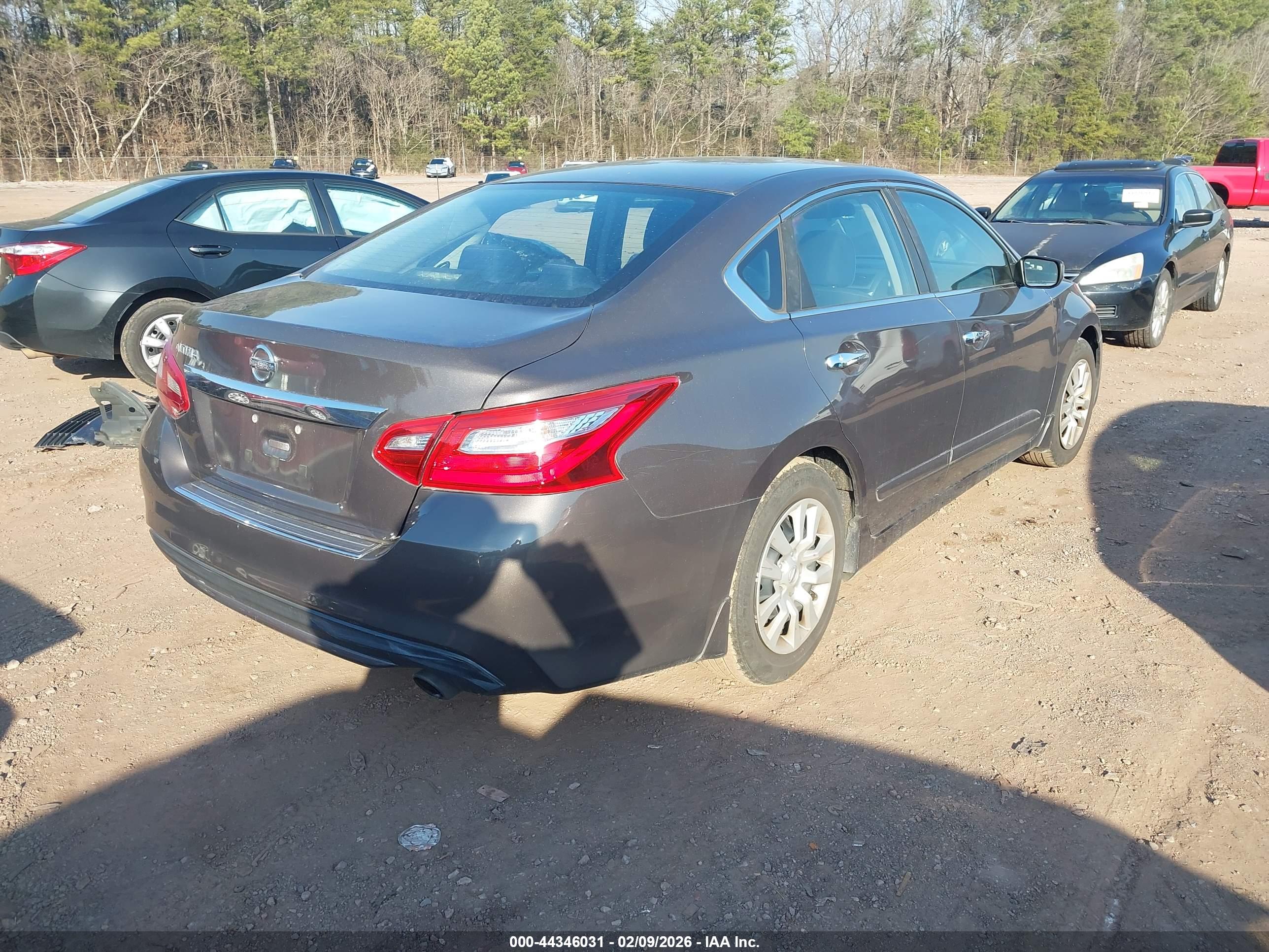 NISSAN ALTIMA image 4