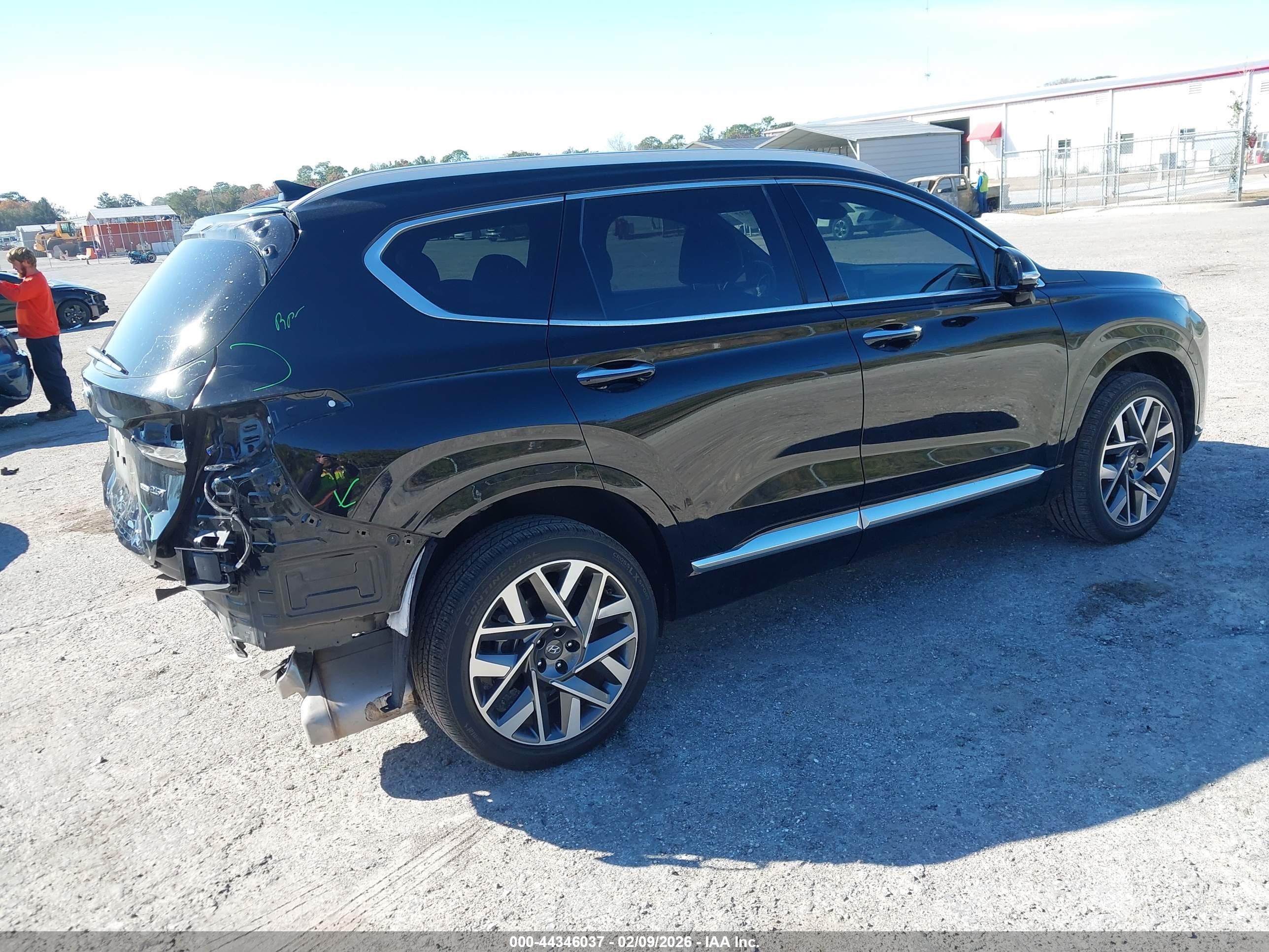 HYUNDAI SANTA image 4
