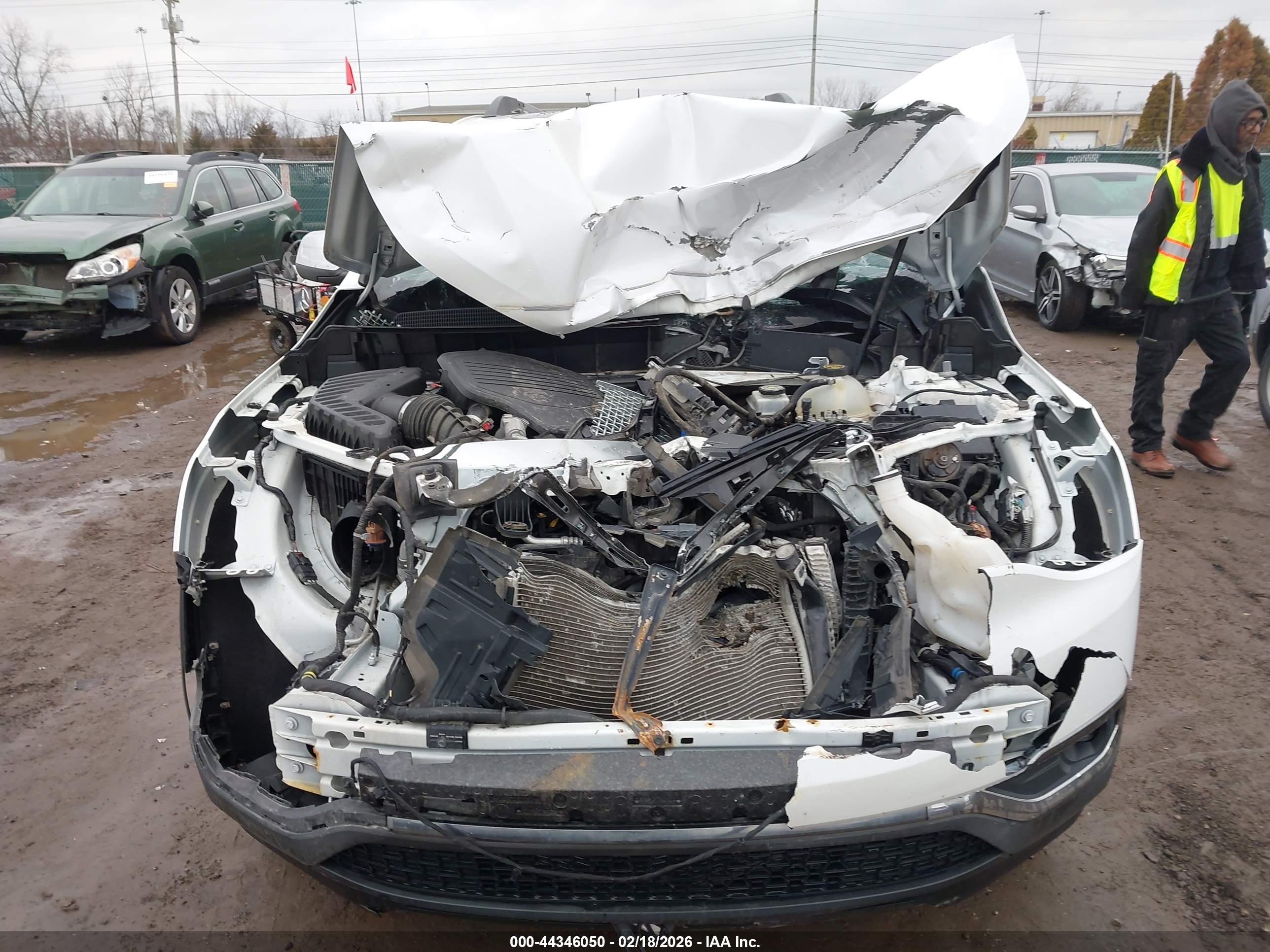 GMC ACADIA image 6