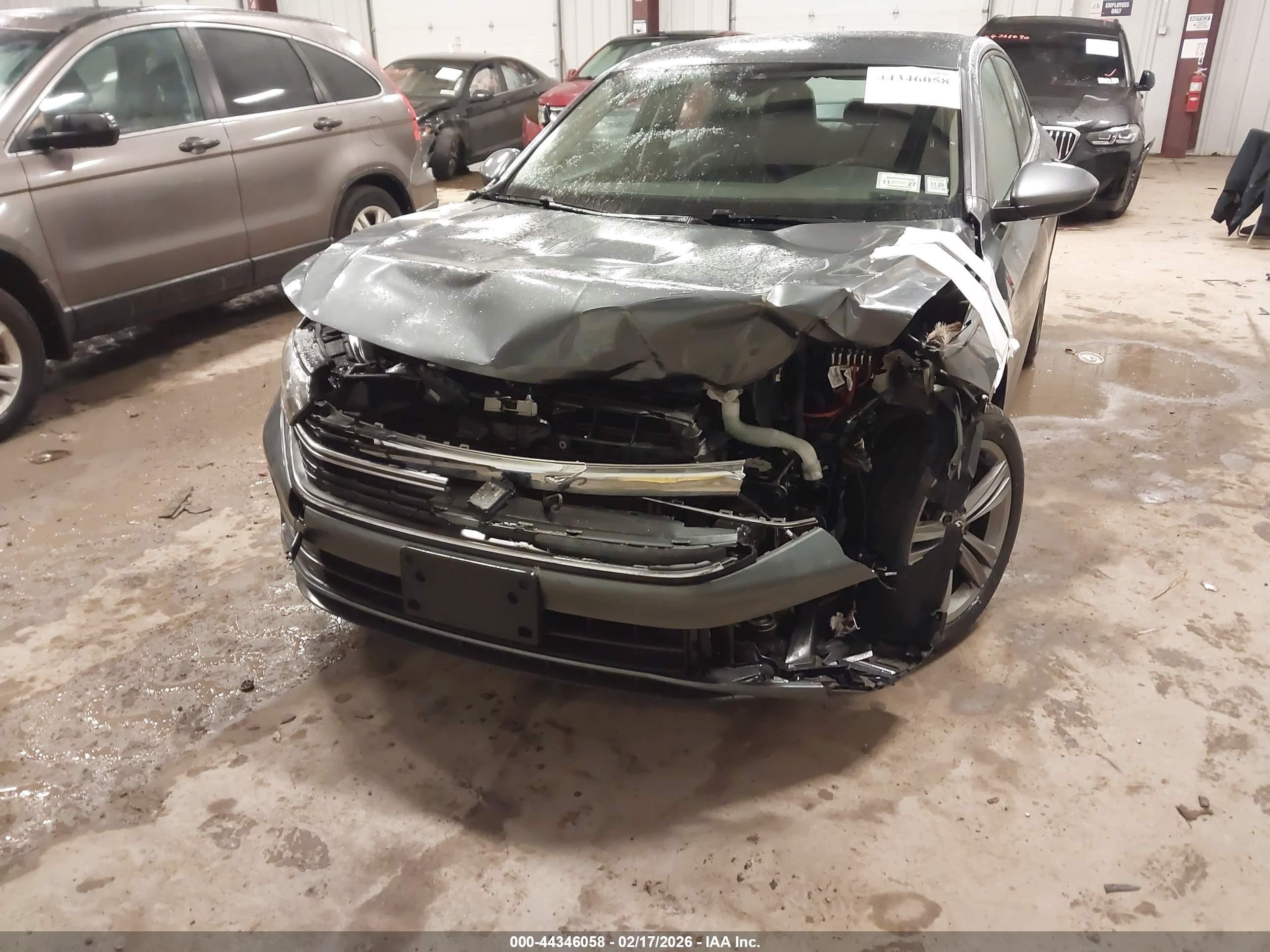VOLKSWAGEN JETTA image 6