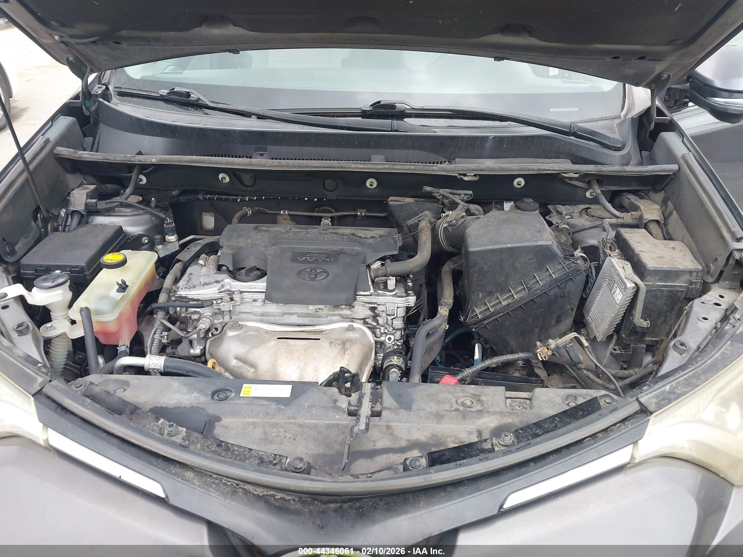 TOYOTA RAV4 image 10