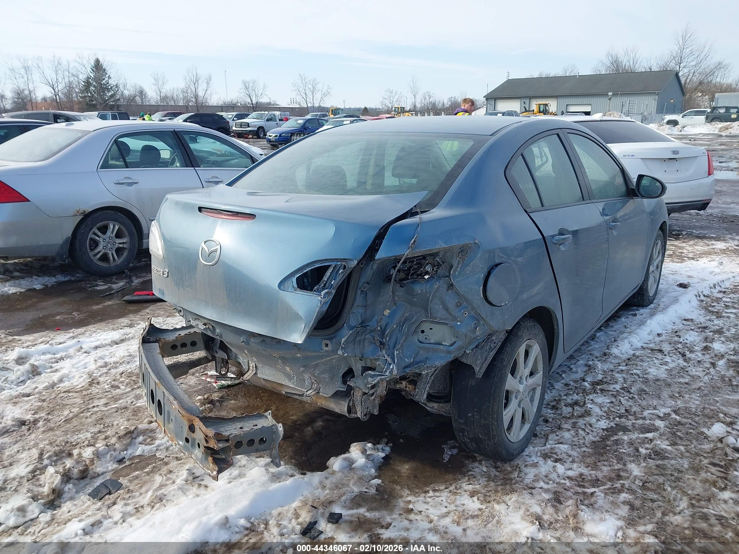 MAZDA MAZDA3 image 4